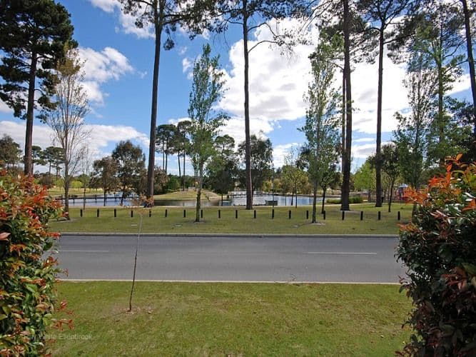 42 Ponte Vecchio Boulevard, ELLENBROOK WA 6069, Ellenbrook - Thumbnail 2