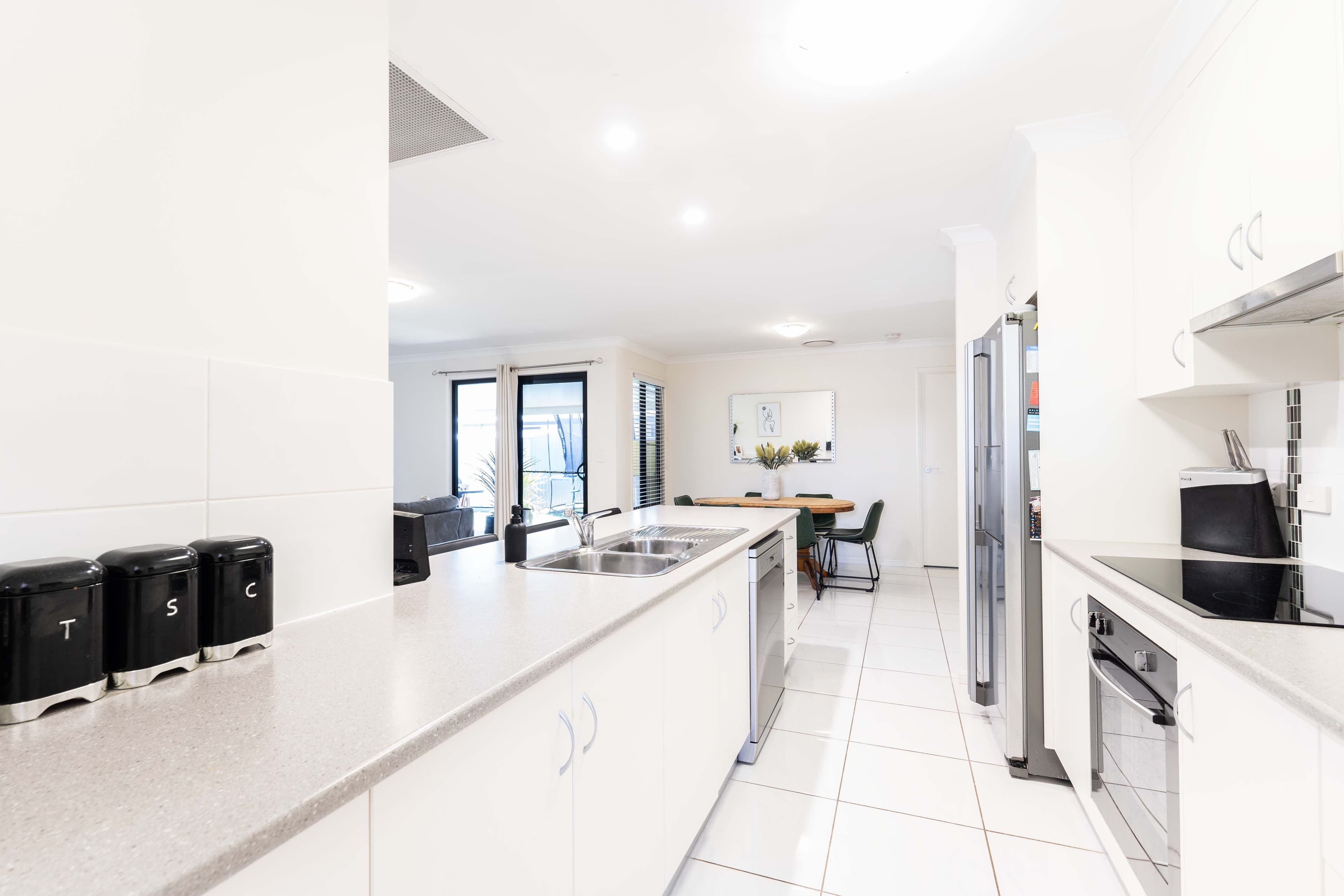 36 Kassidy Drive, Emerald QLD 4720, Emerald - Thumbnail 7