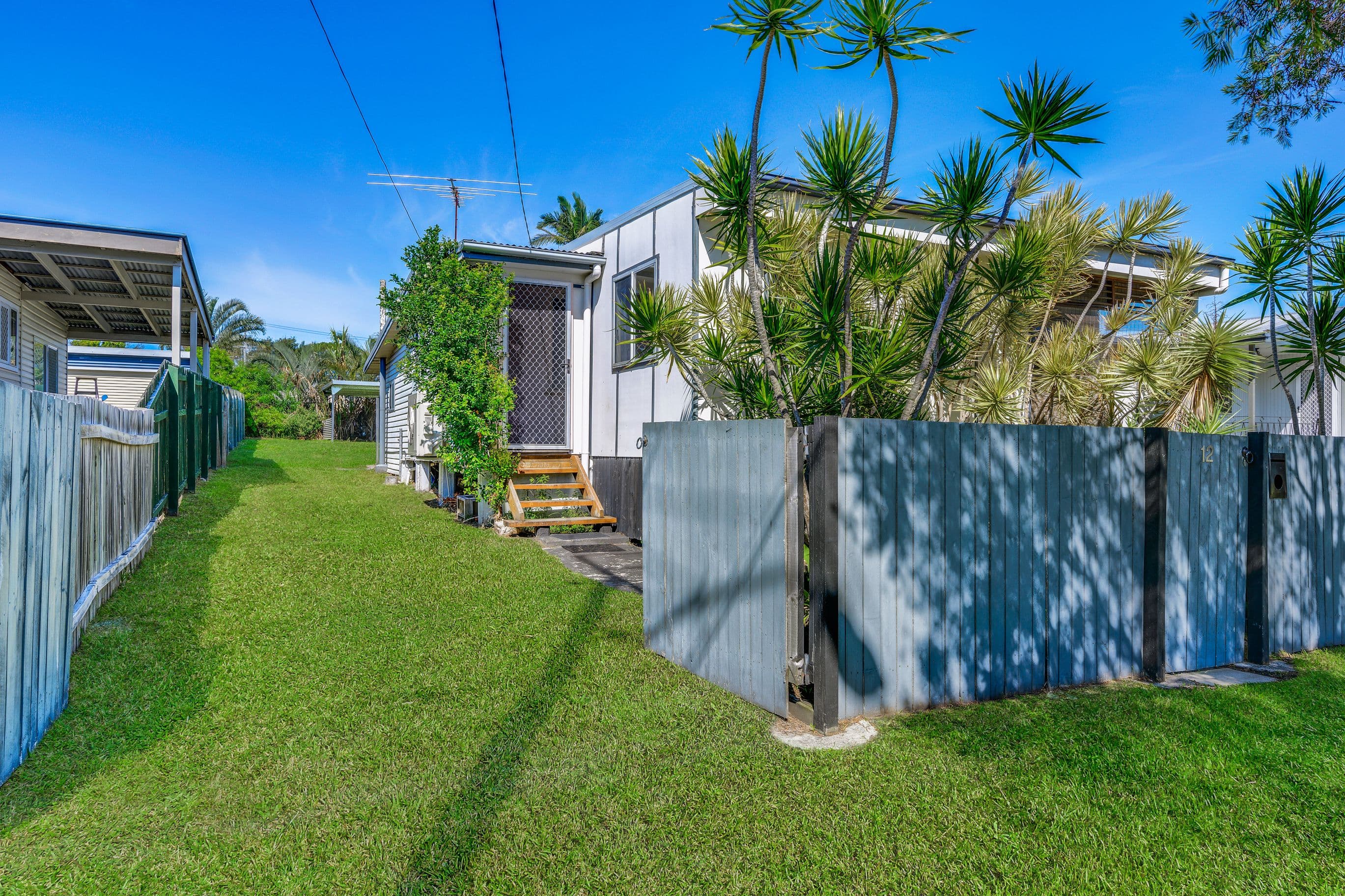 12 Watt Street, Redcliffe QLD 4020, Redcliffe - Thumbnail 2