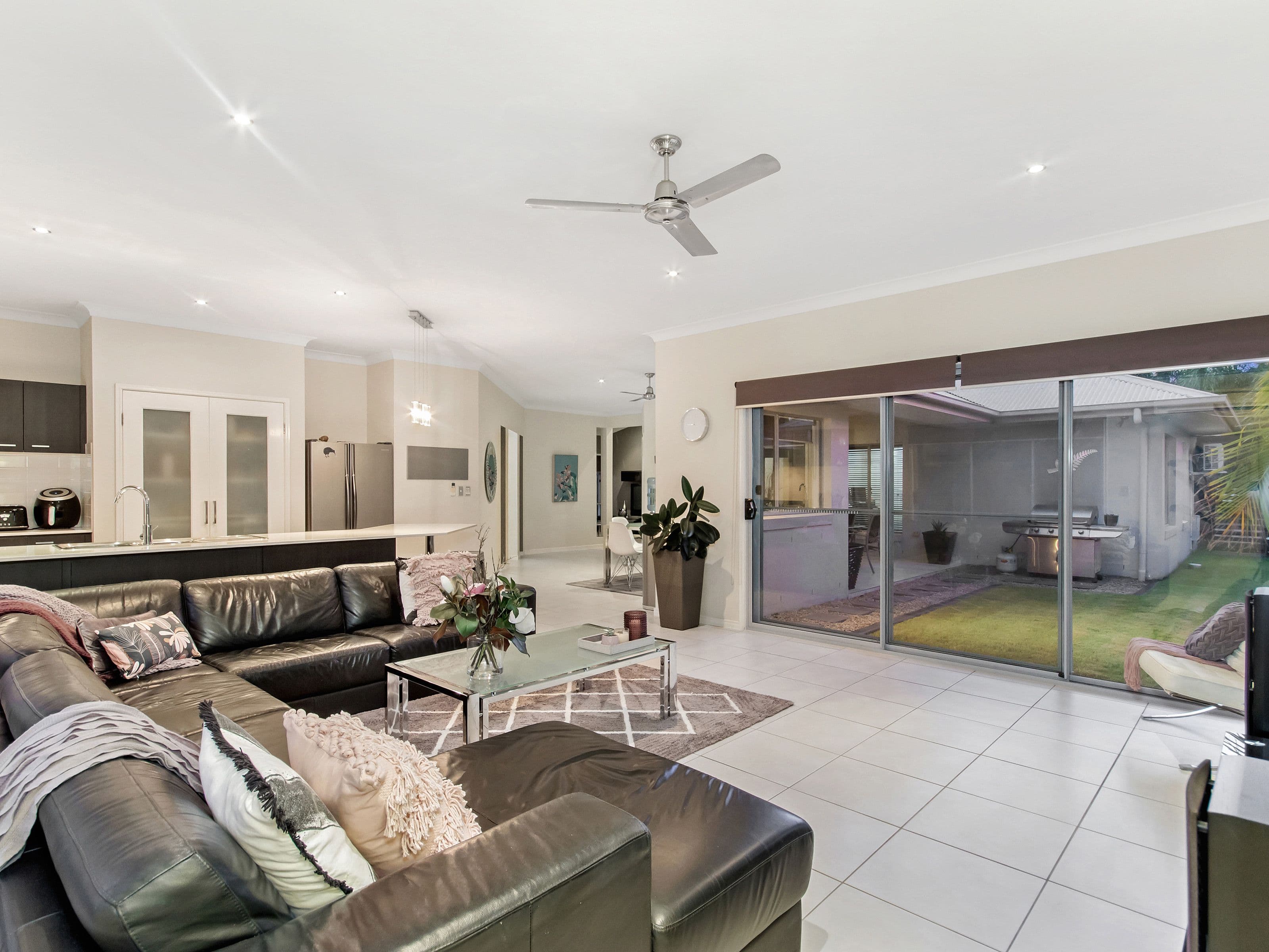 10 Saddlers Lane, Maudsland QLD 4210, Maudsland - Thumbnail 5