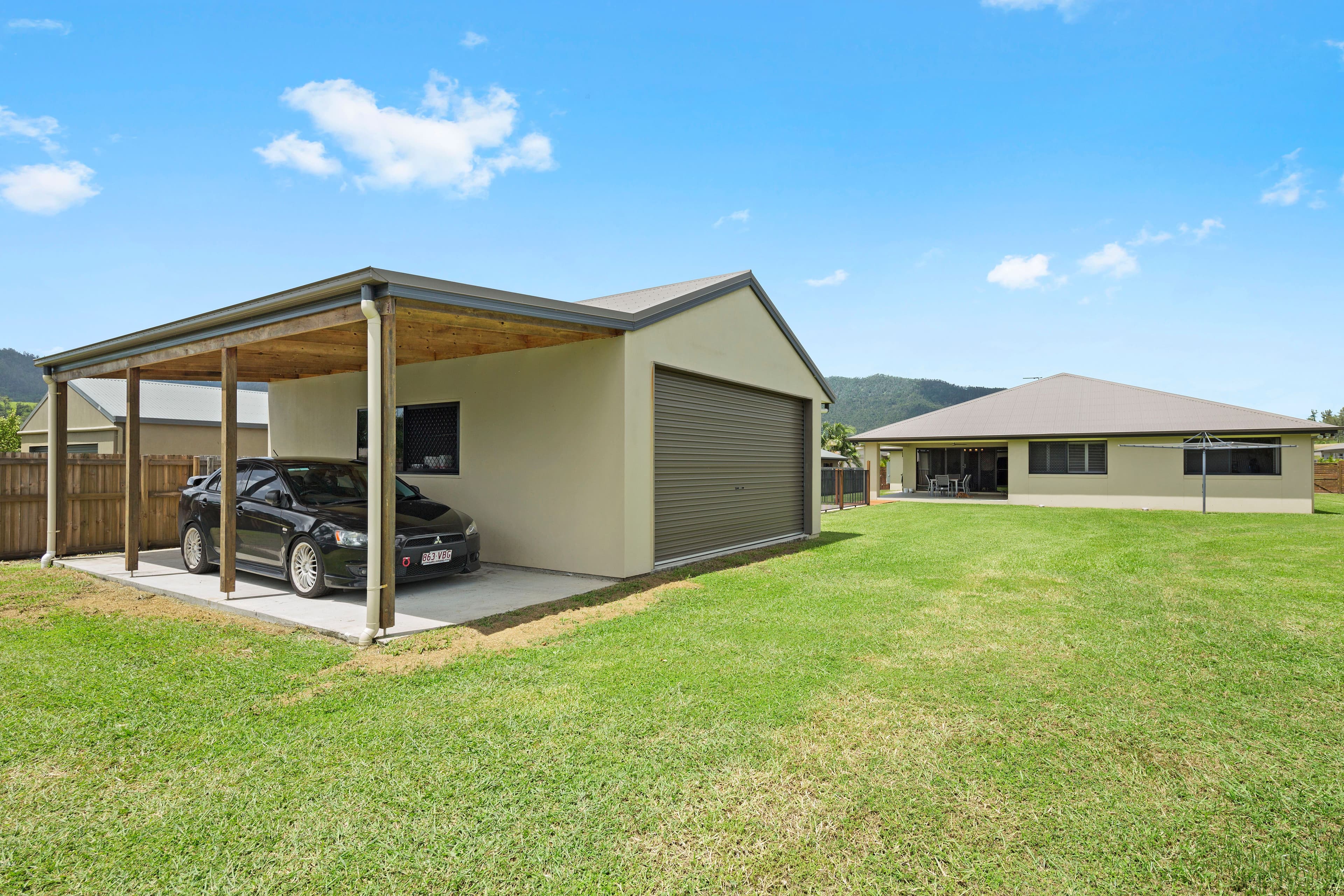 5 Henderson Street, Cannonvale QLD 4802, Cannonvale - Thumbnail 4