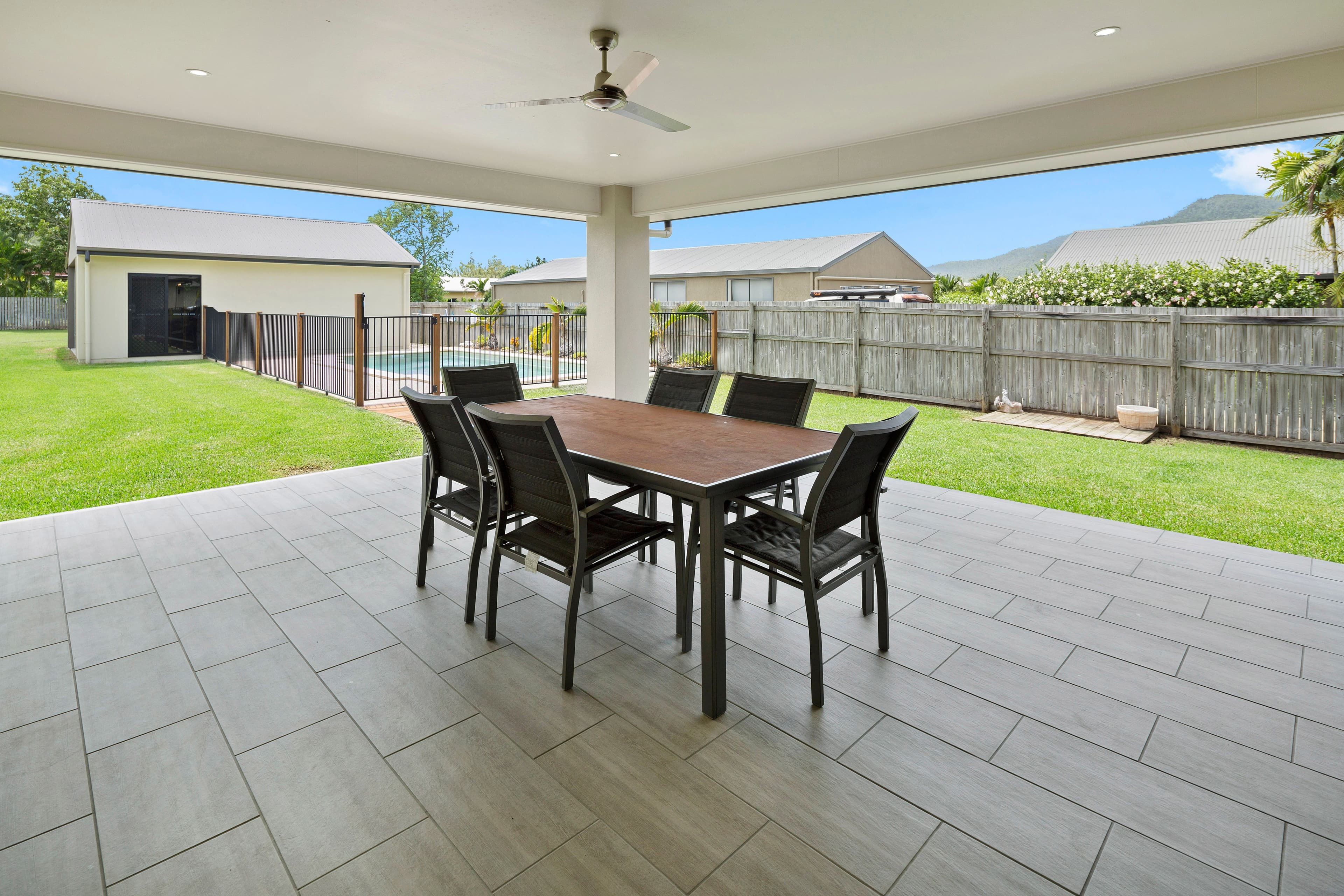 5 Henderson Street, Cannonvale QLD 4802, Cannonvale - Thumbnail 7