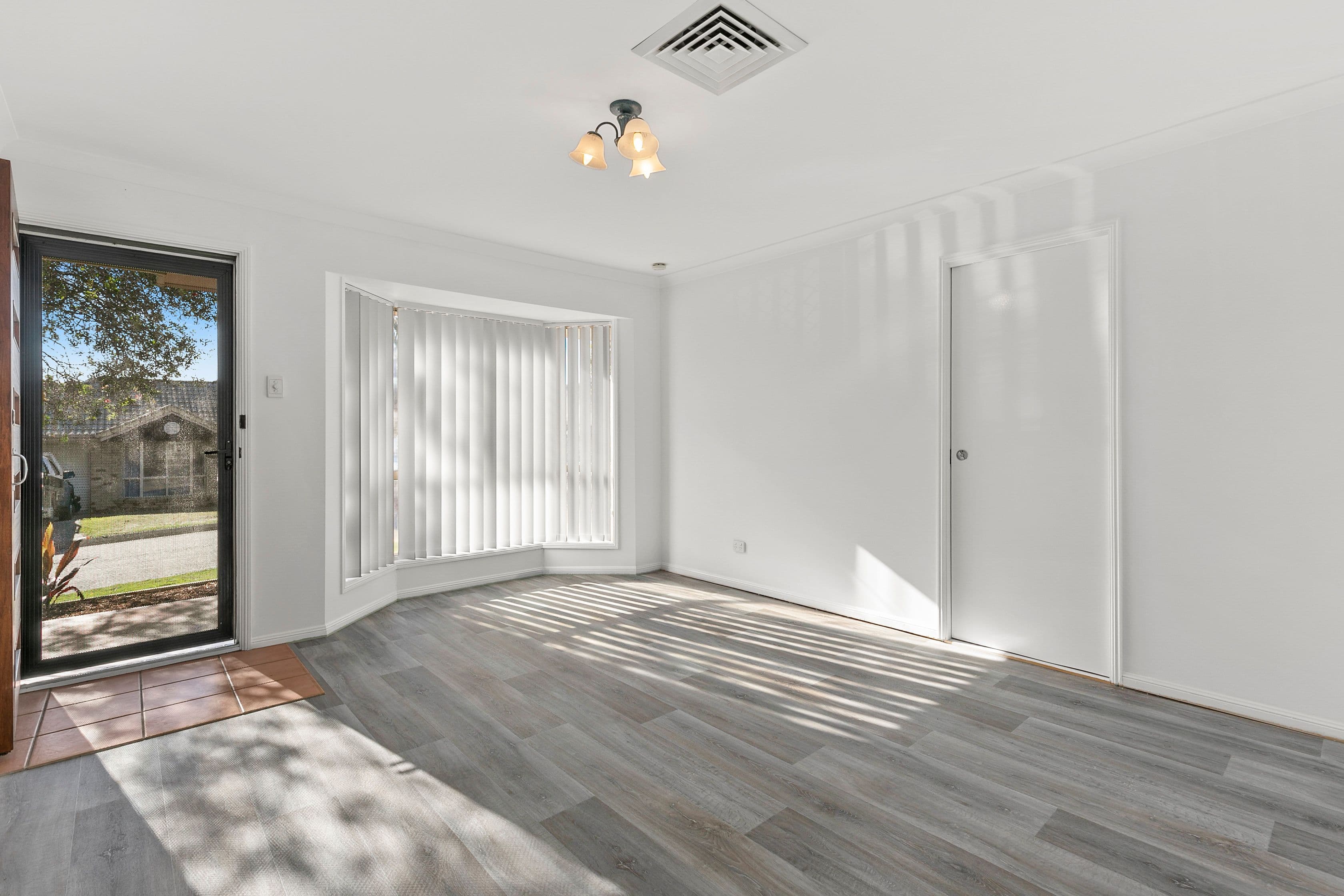 27 Currigee Circuit, Tingalpa QLD 4173, Tingalpa - Thumbnail 3