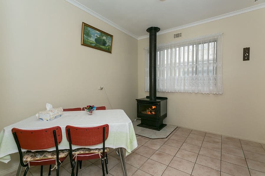 26 Kodre Street, ST ALBANS VIC 3021, St Albans - Thumbnail 5