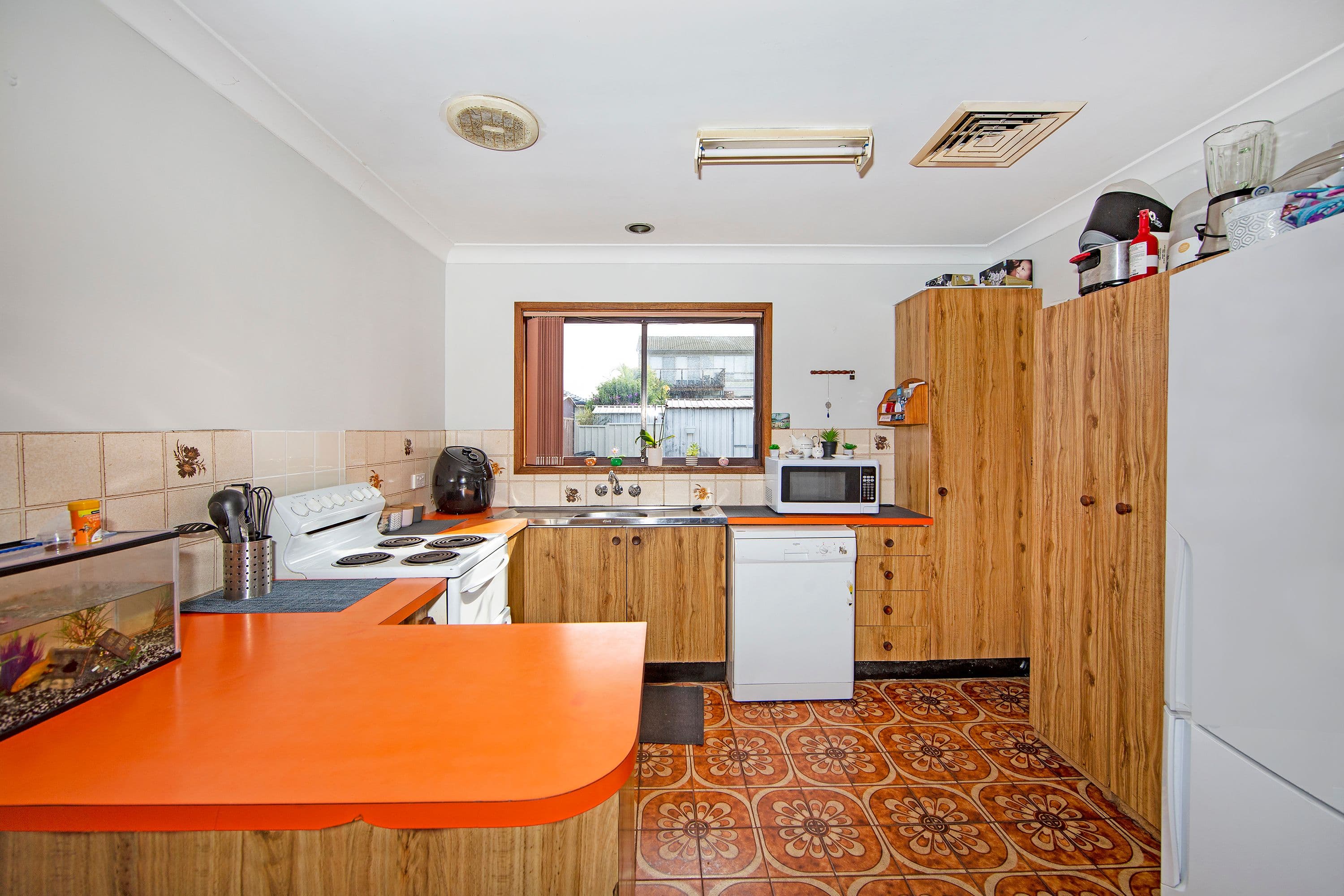 94 Coonanga Avenue, Budgewoi NSW 2262, Budgewoi - Thumbnail 3