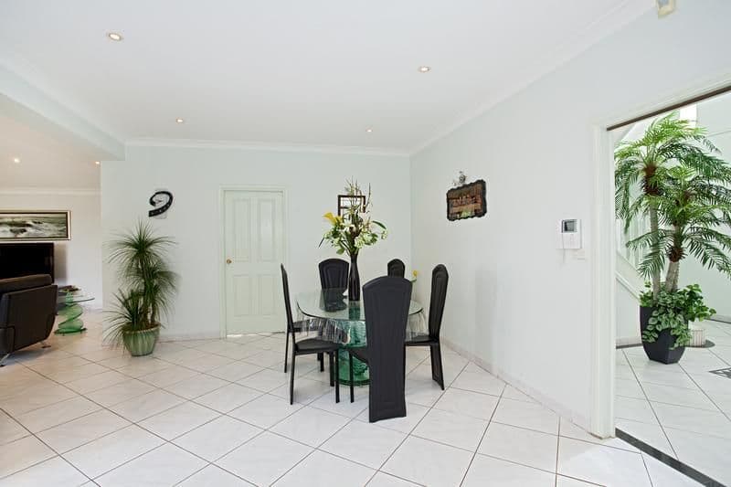 9 Snowden Close, CECIL HILLS NSW 2171, Cecil Hills - Thumbnail 5