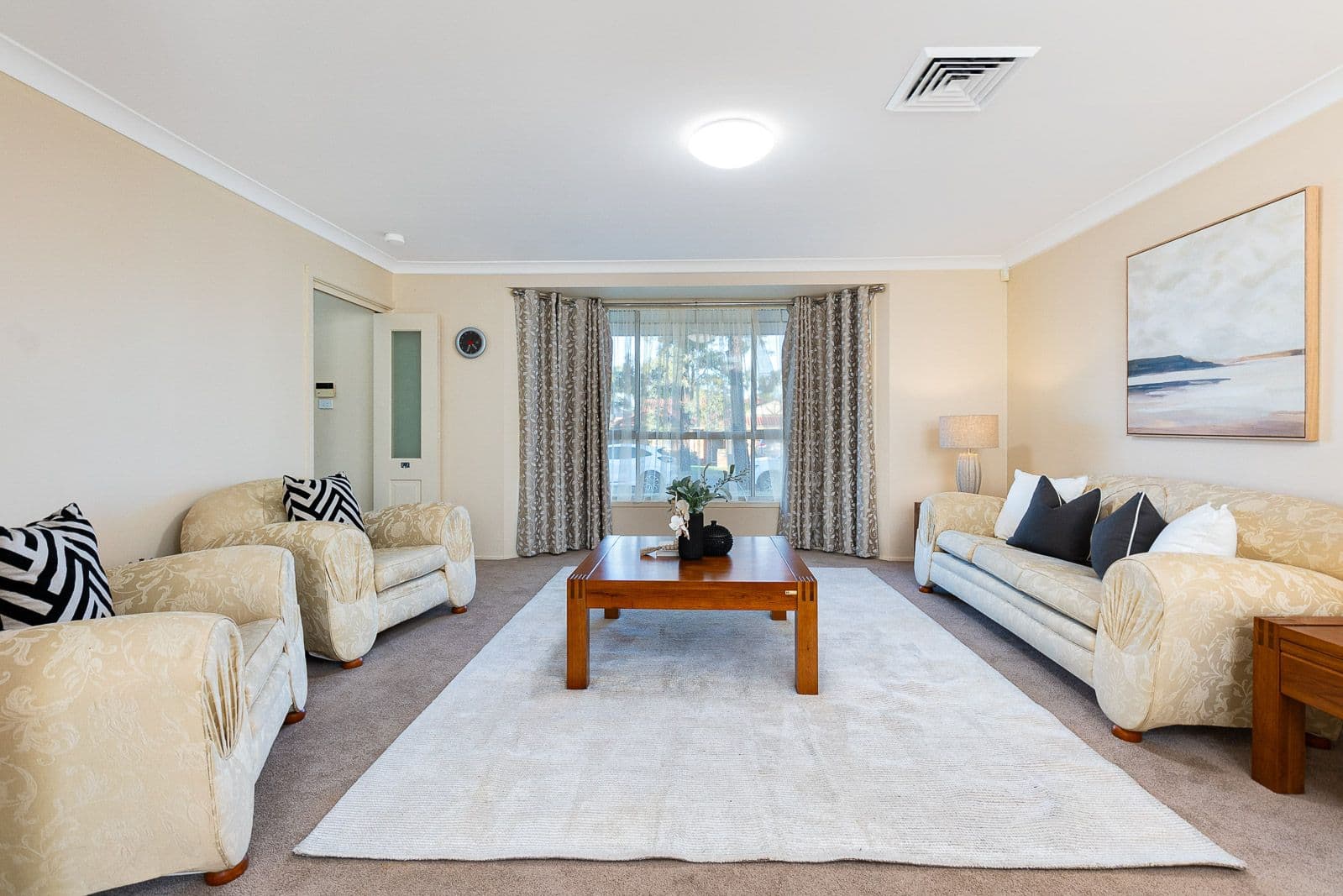 31 Crestview Avenue, Kellyville NSW 2155, Kellyville - Thumbnail 2