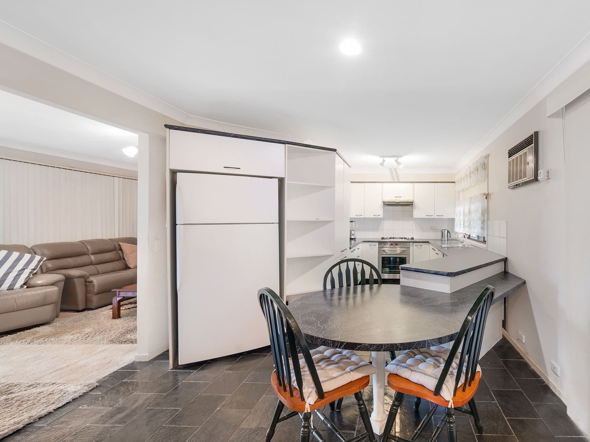 37 Claypole Street, Ambarvale NSW 2560, Ambarvale - Thumbnail 4