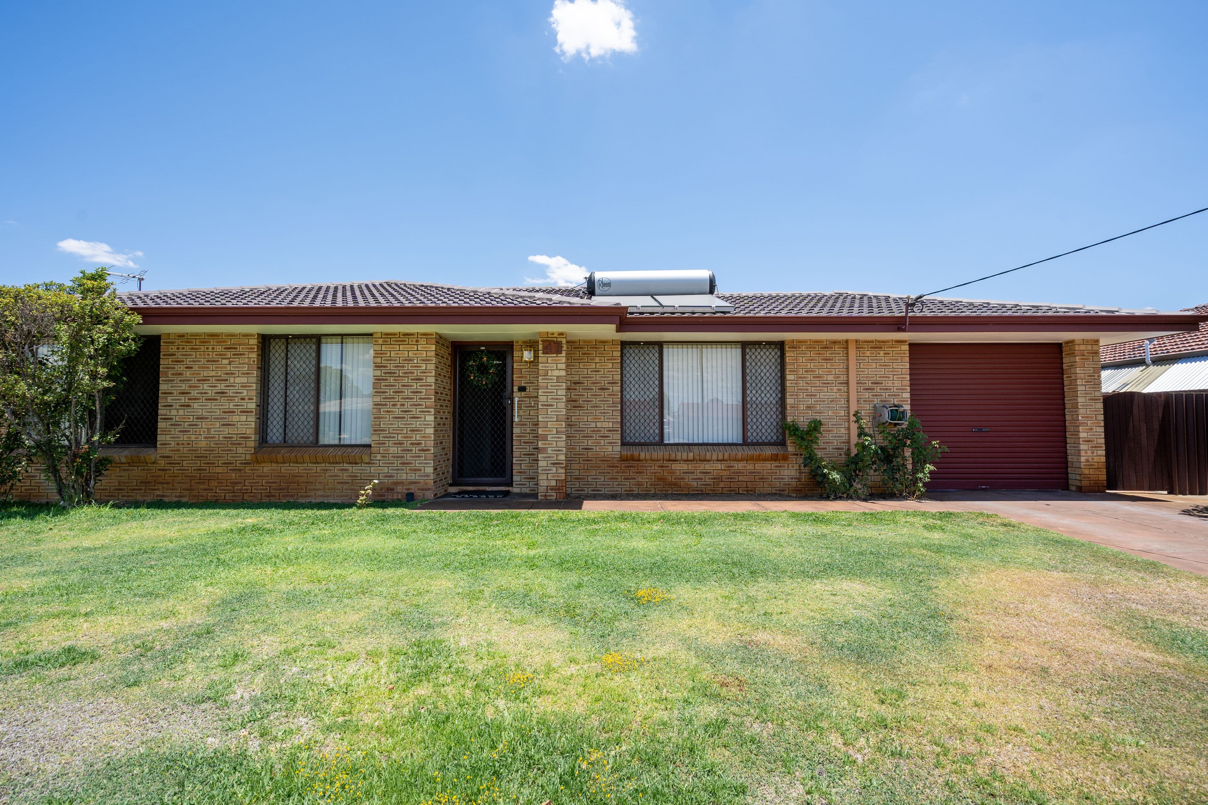 47 Glencairn Way, Parkwood WA 6147, Parkwood - Image 1