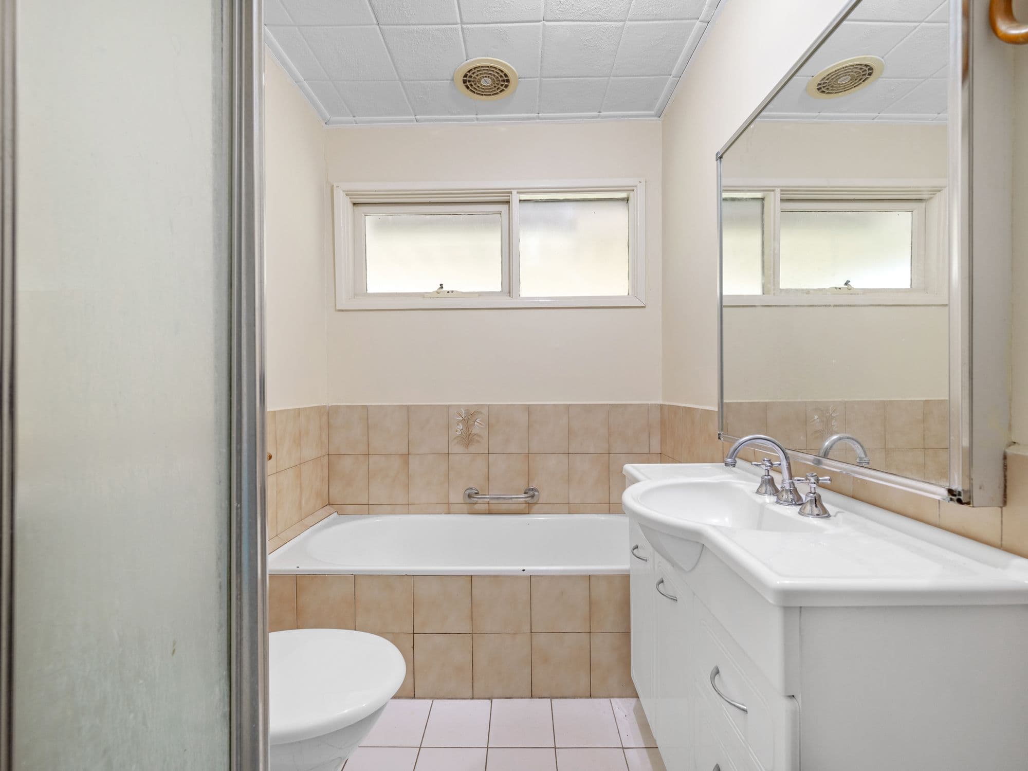 17 Weemala Crescent, Bradbury NSW 2560, Bradbury - Thumbnail 5