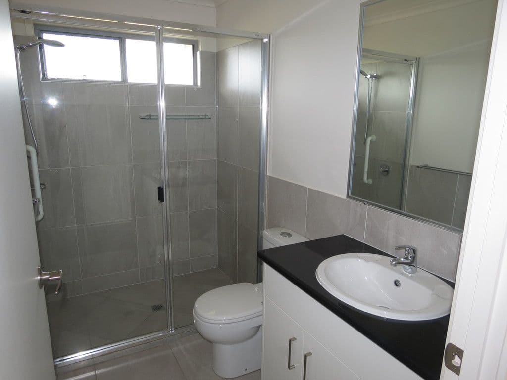 52 Kassidy Drive, Emerald QLD 4720, Emerald - Thumbnail 8