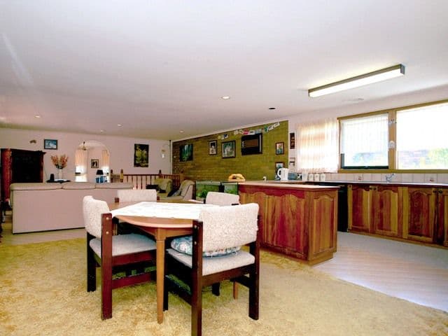 21 Patrick Street, Beachmere, QLD, 4510, Beachmere - Thumbnail 5