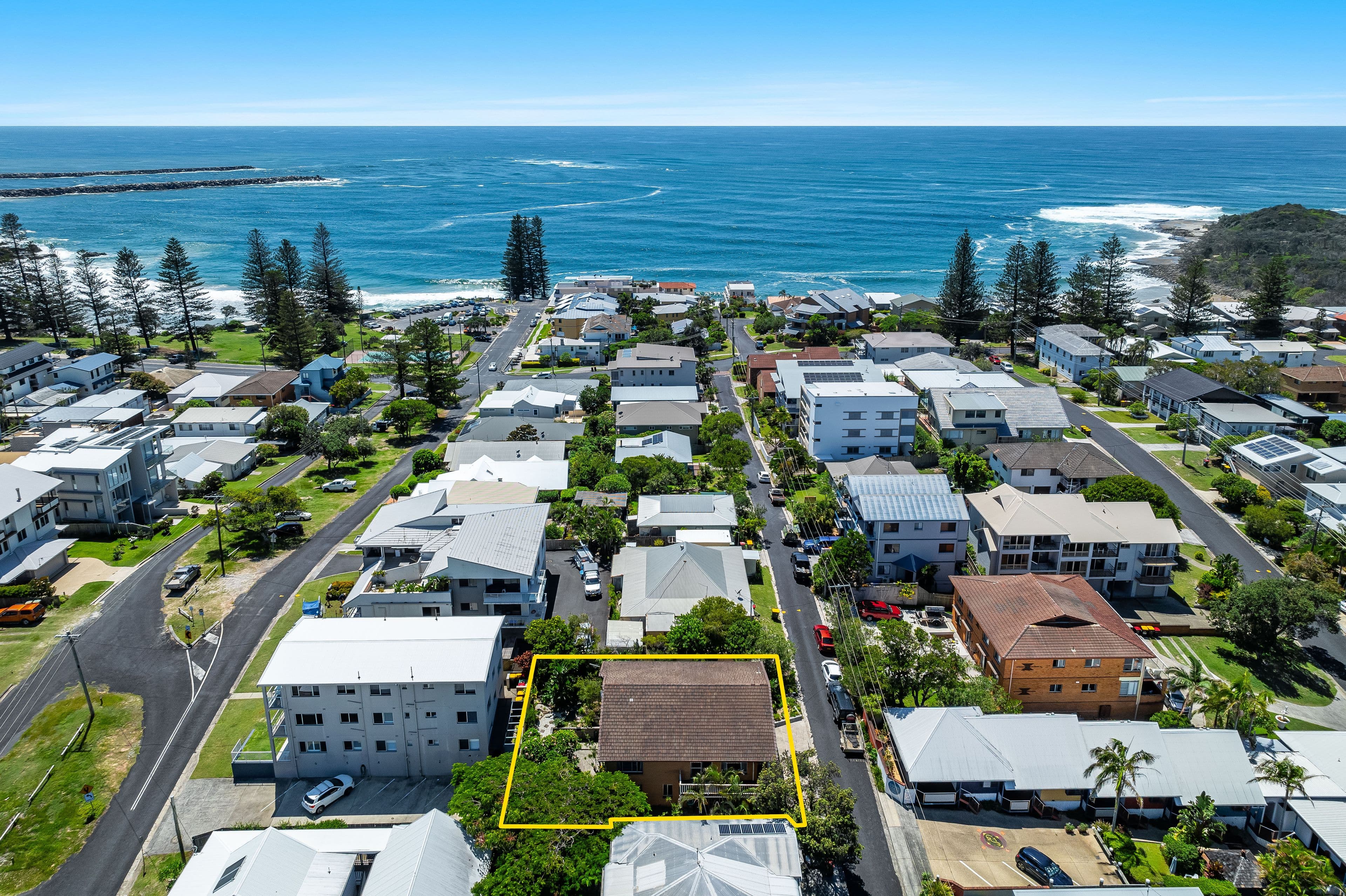 11 Henson Lane, Yamba NSW 2464, Yamba - Image 1
