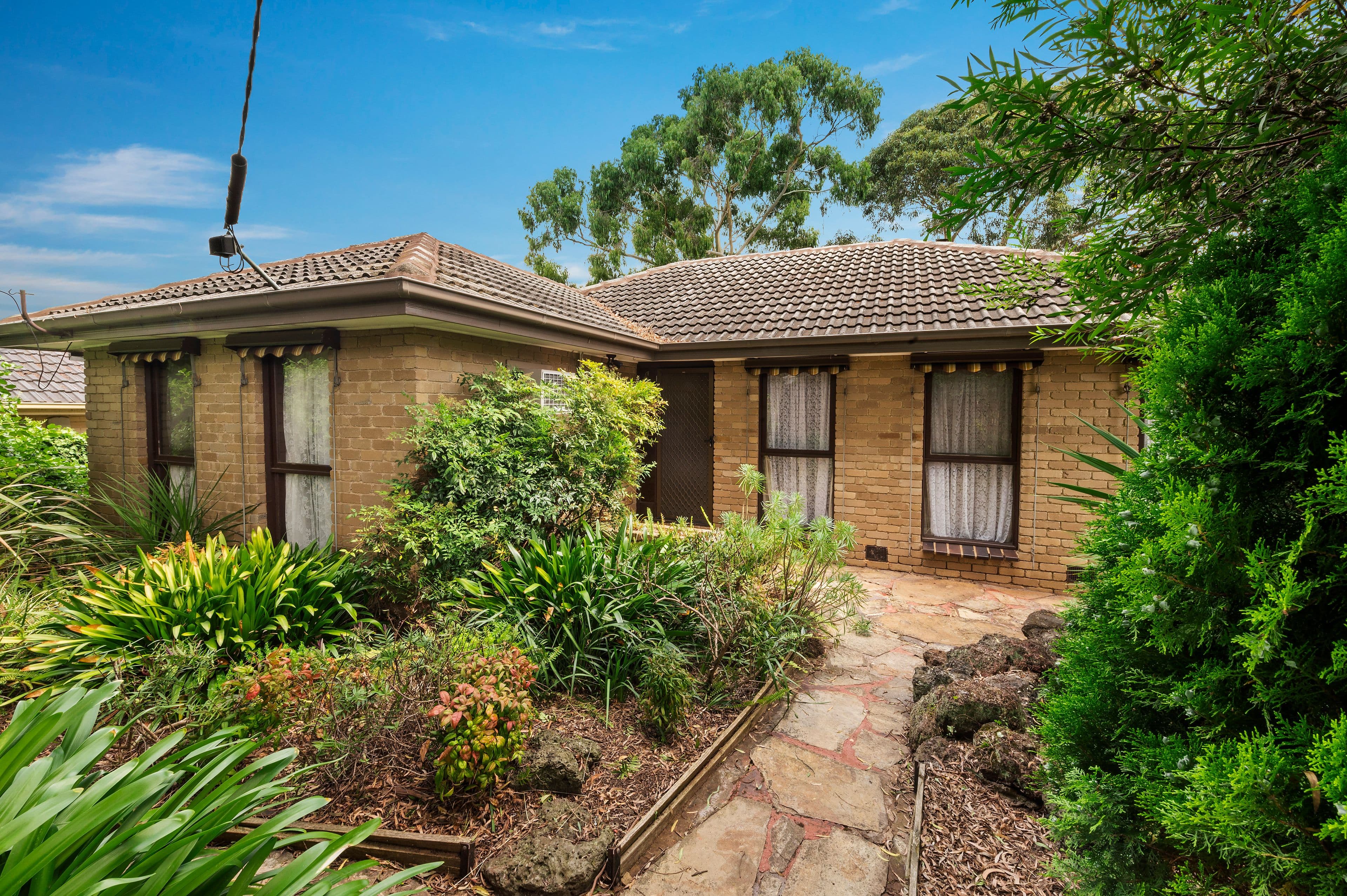 8 Billara Close, Wantirna South VIC 3152, Wantirna South - Image 1