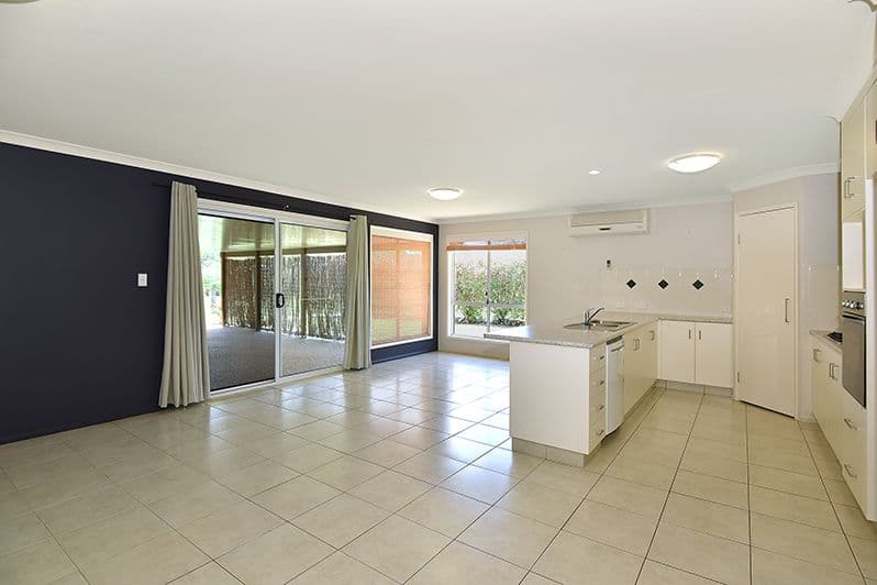 21 Denaid Street, Highfields QLD 4352, Highfields - Thumbnail 3