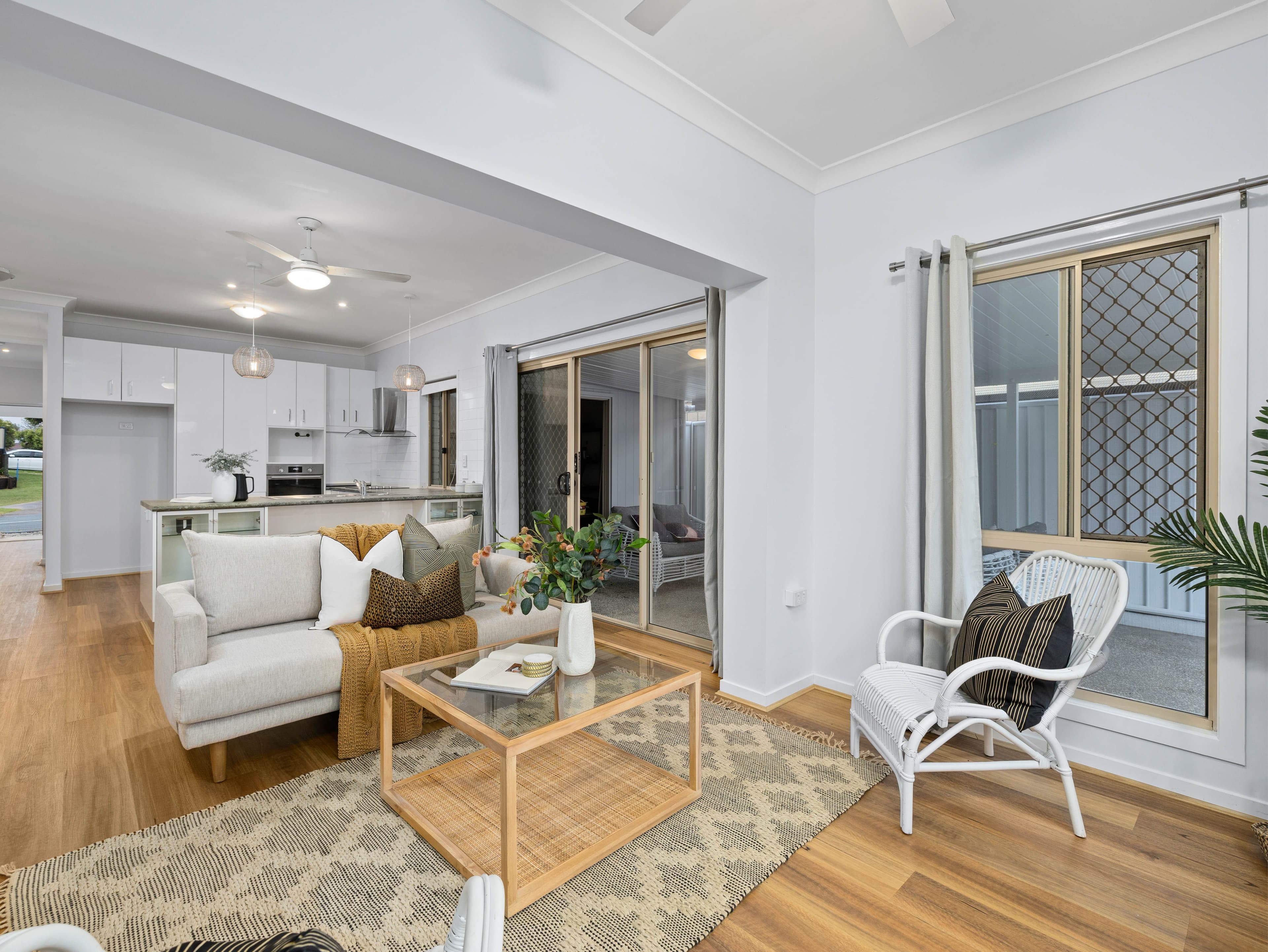 2 Chateau Street, Springfield Lakes QLD 4300, Springfield Lakes - Thumbnail 4