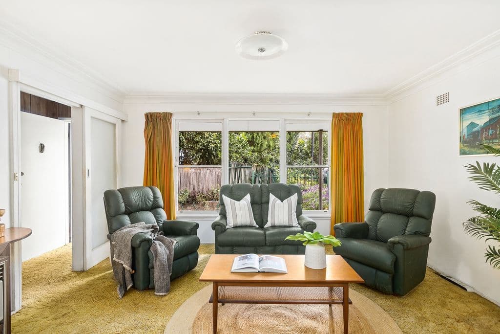 20 Saint Johns Avenue, Mangerton - Image 1