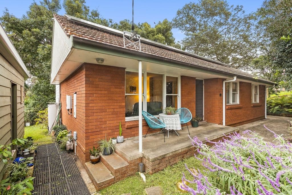 20 Saint Johns Avenue, Mangerton - Thumbnail 2