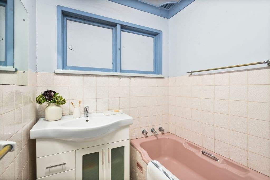 20 Saint Johns Avenue, Mangerton - Thumbnail 6