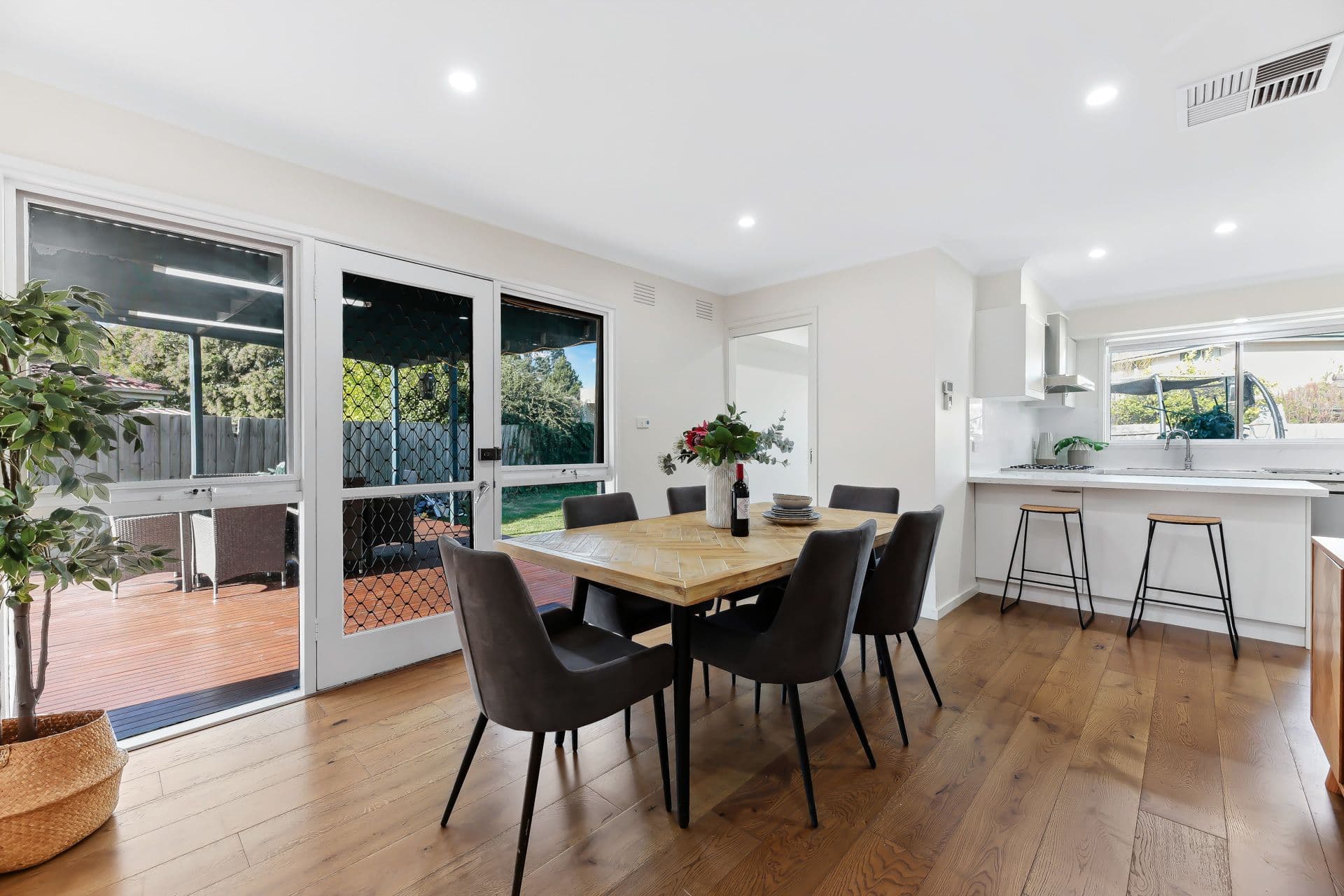 38 Excalibur Avenue, Glen Waverley VIC 3150, Glen Waverley - Thumbnail 6