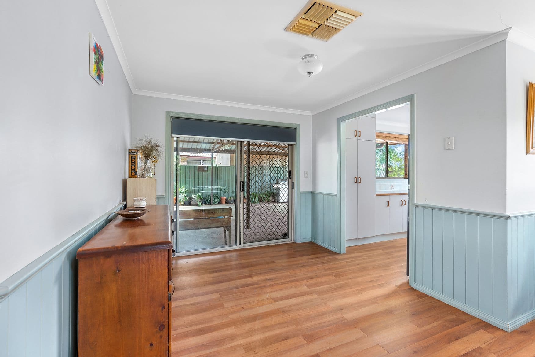1 Edmonston Drive, Emerald QLD 4720, Emerald - Thumbnail 6