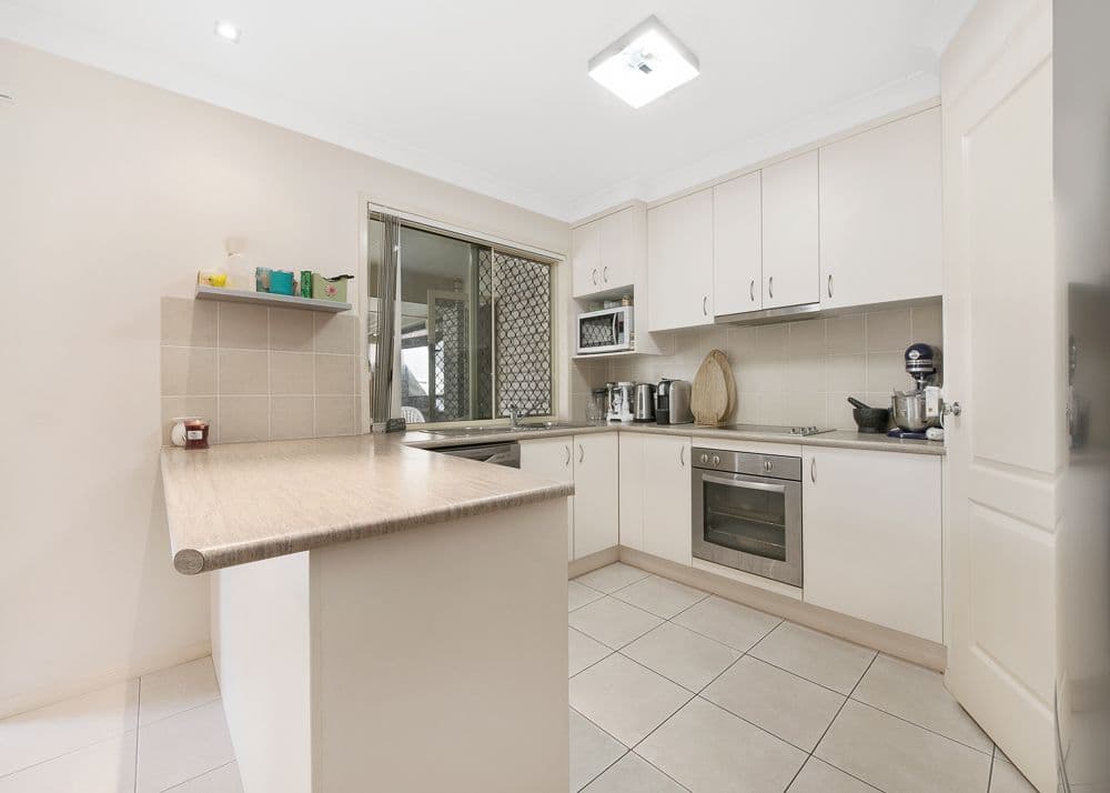 8 Jemma Street, Rothwell QLD 4022, Rothwell - Thumbnail 2