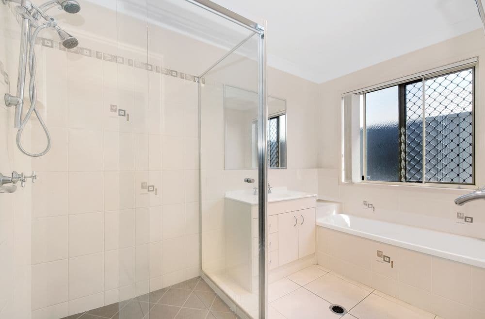 8 Jemma Street, Rothwell QLD 4022, Rothwell - Thumbnail 4