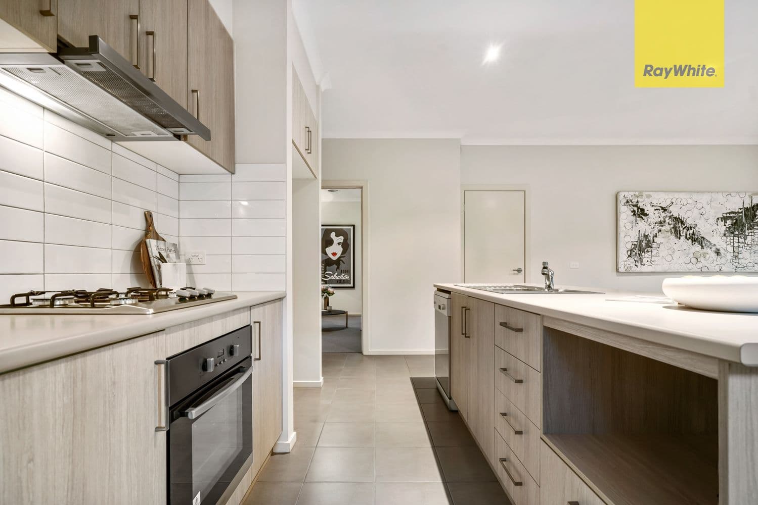7 Devonport Court, Taylors Hill VIC 3037, Taylors Hill - Thumbnail 5