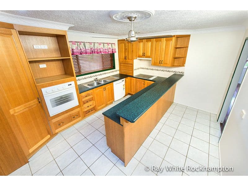 608 Norman Road, NORMAN GARDENS QLD 4701, Norman Gardens - Thumbnail 3
