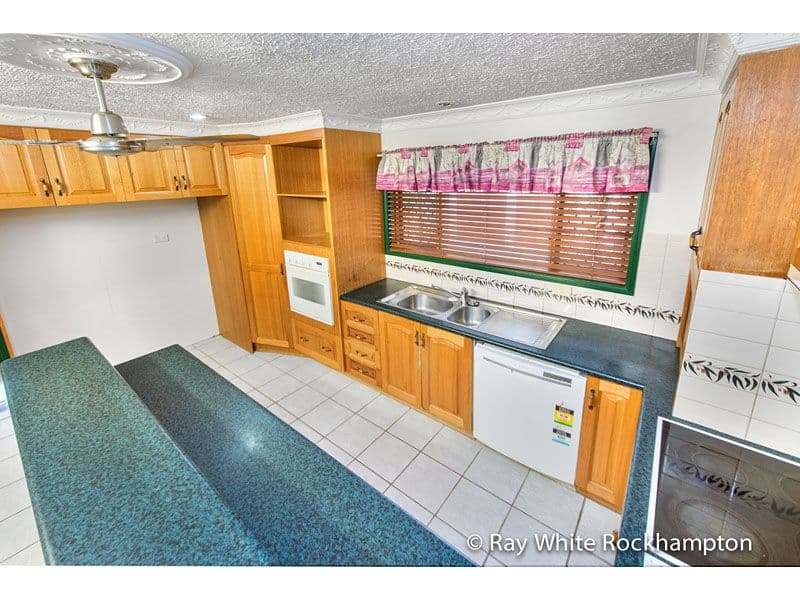 608 Norman Road, NORMAN GARDENS QLD 4701, Norman Gardens - Thumbnail 4