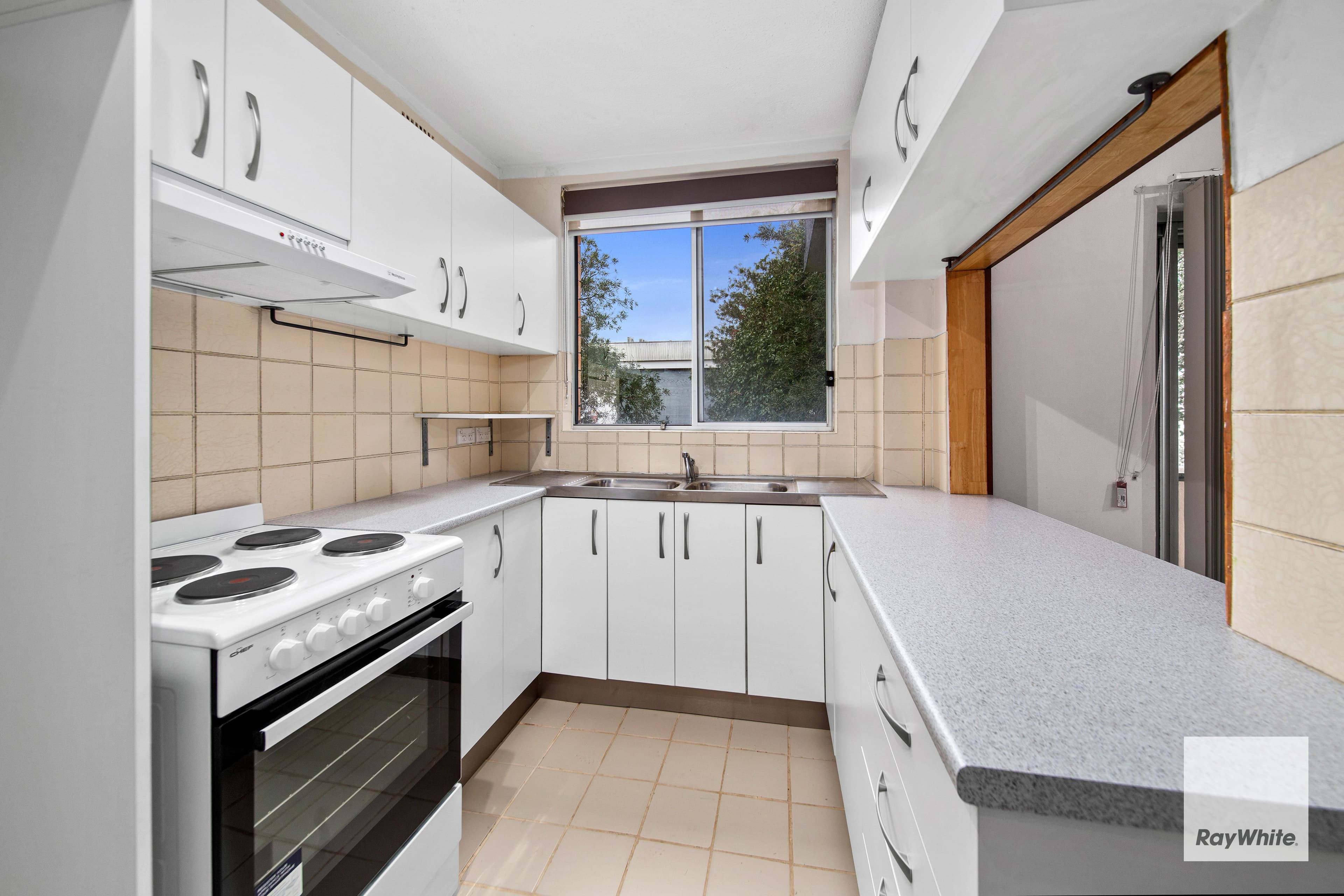 165 Willarong Road, Caringbah NSW 2229, Caringbah - Thumbnail 2