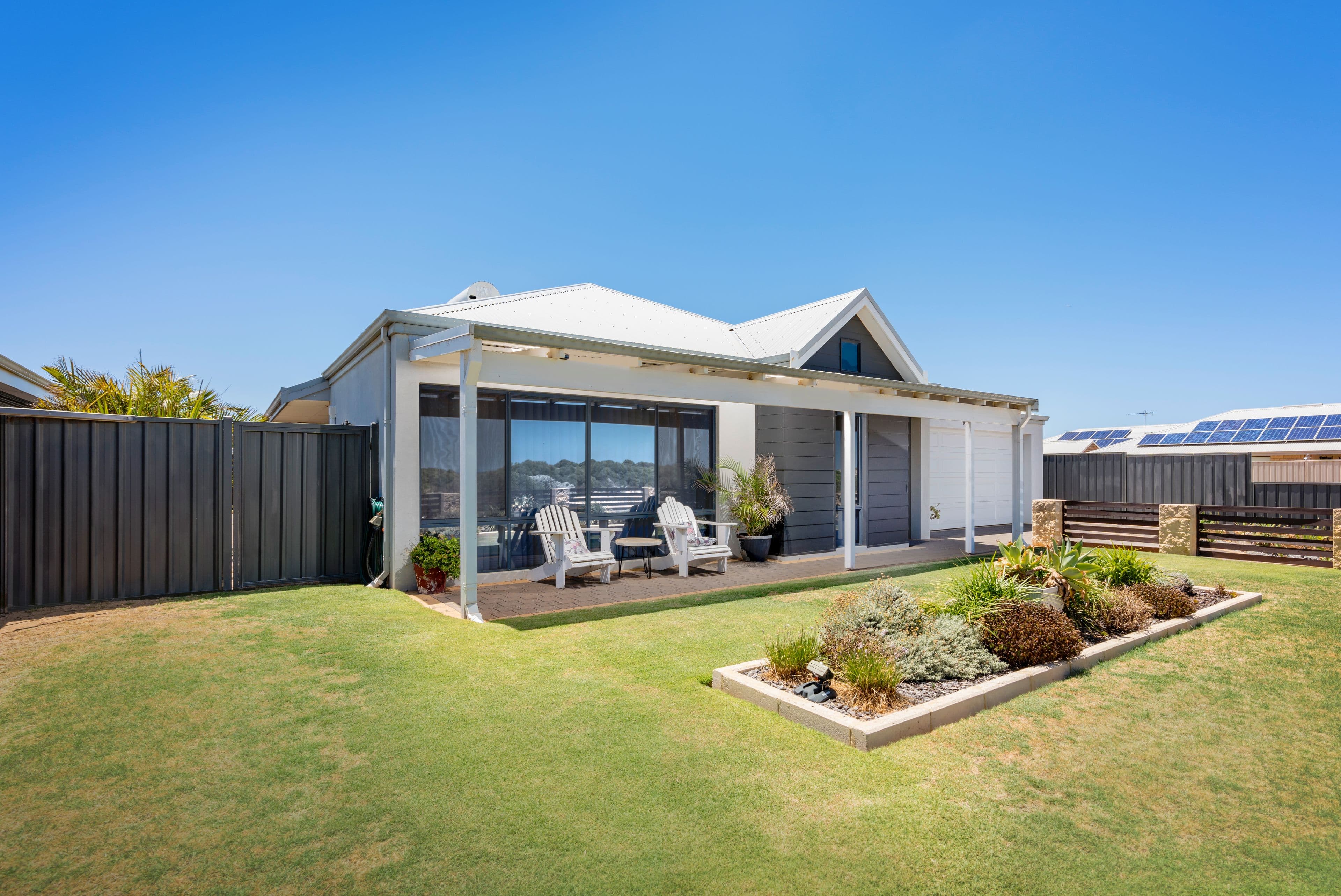 33 Mistral Crest, Glenfield WA 6532, Glenfield - Image 1