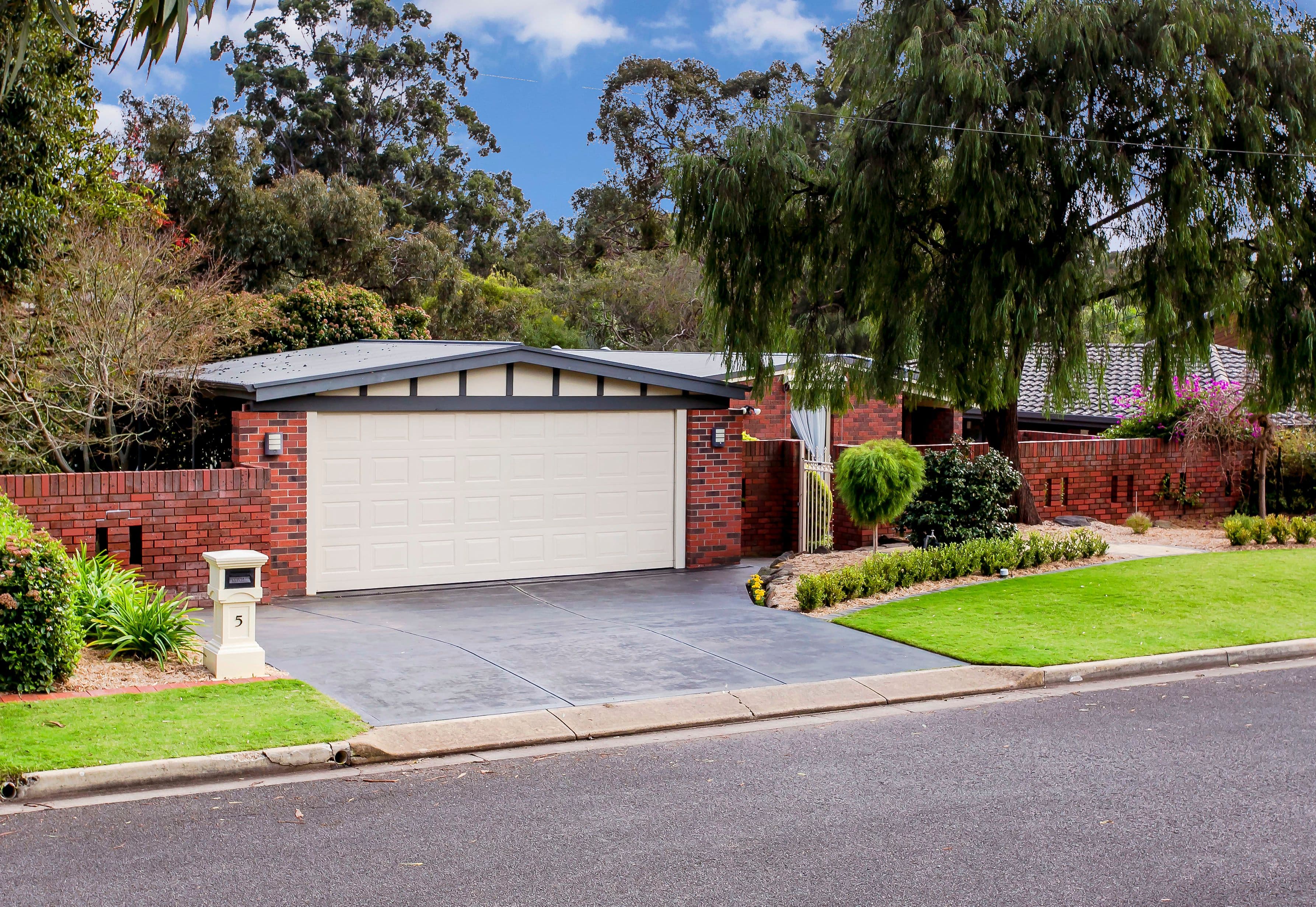 5 Gorelon Drive, Flagstaff Hill SA 5159, Flagstaff Hill - Thumbnail 2