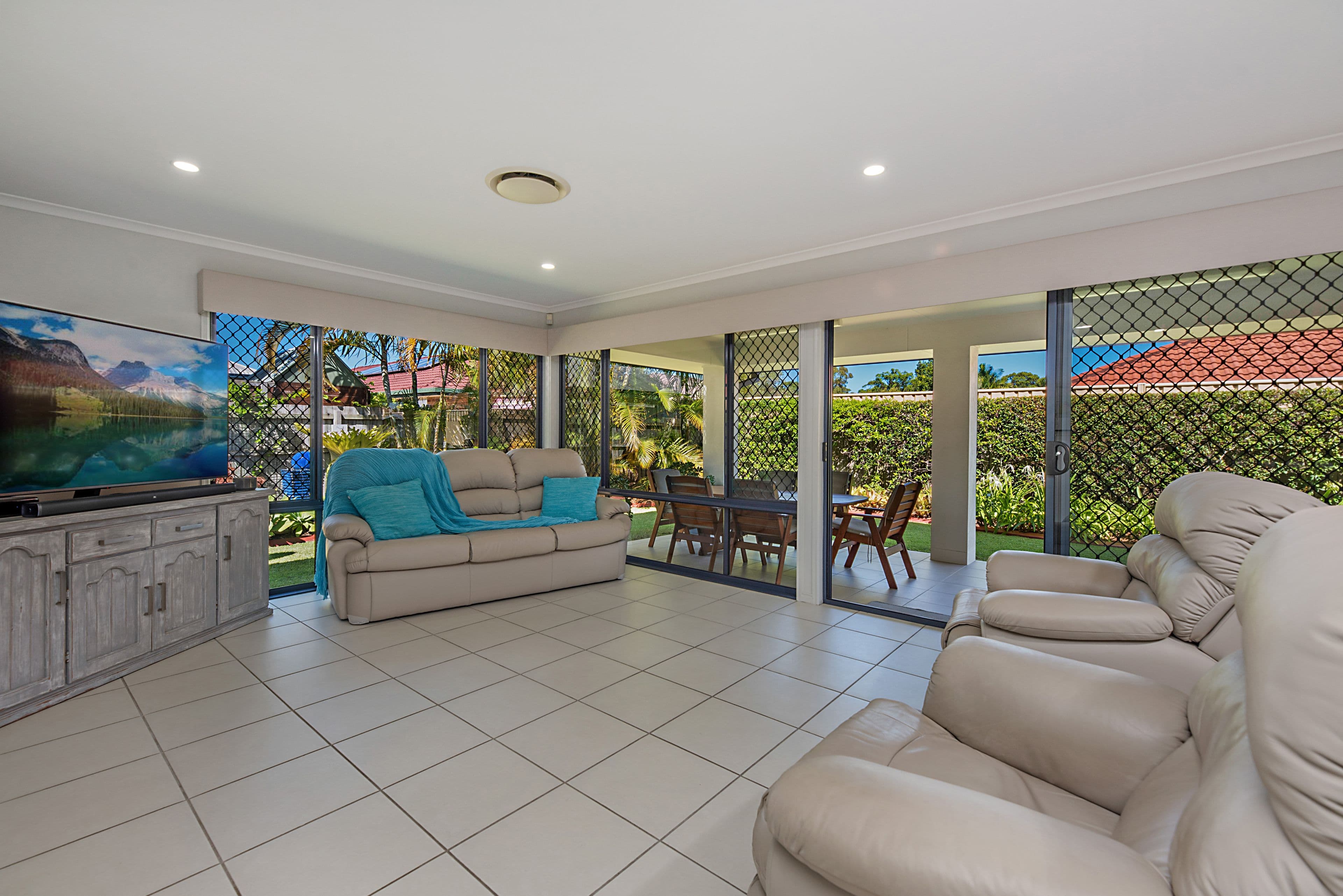 33 Agincourt Street, Pelican Waters QLD 4551, Pelican Waters - Thumbnail 2