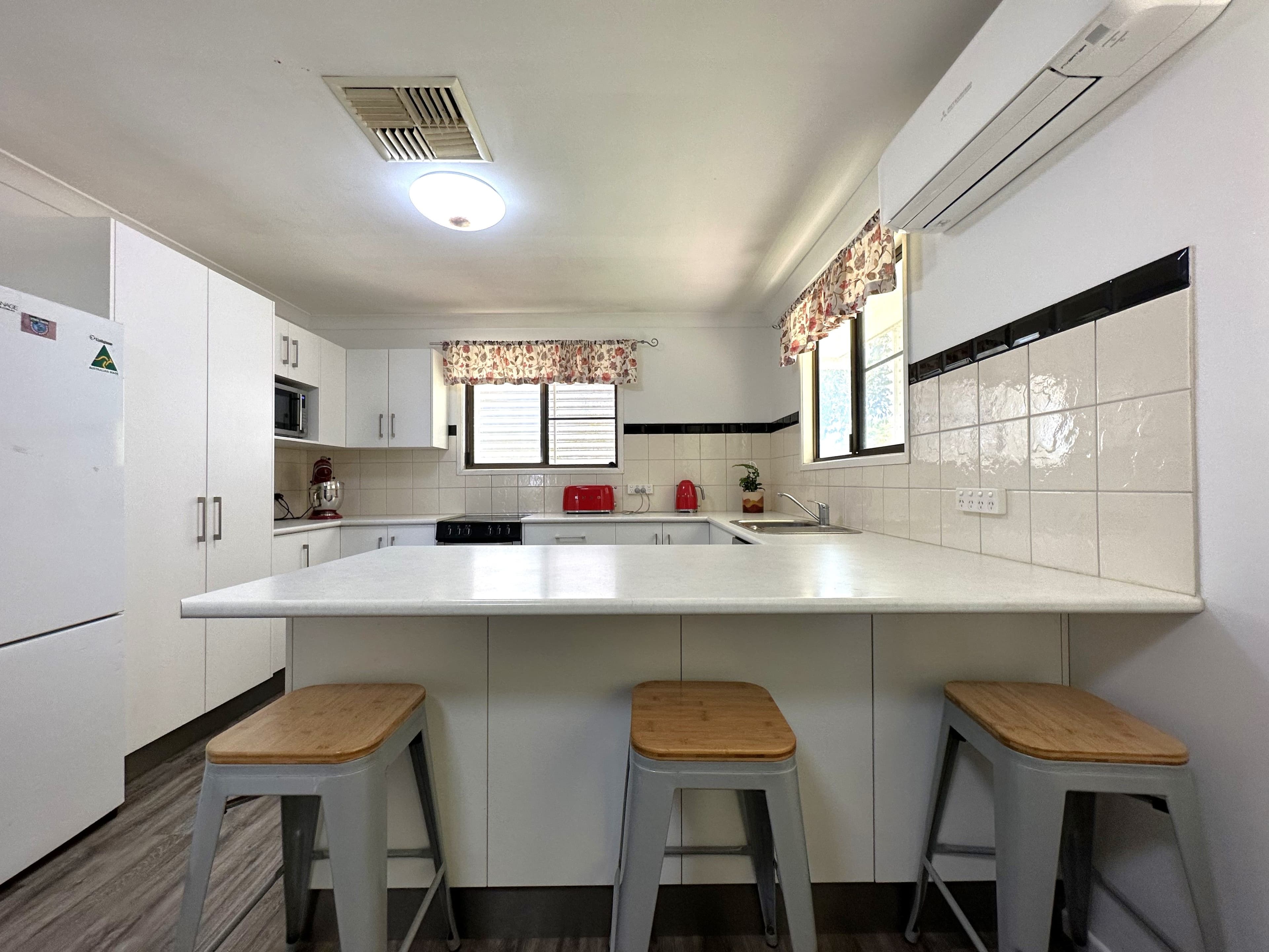 14 Coolibah Street, Barcaldine QLD 4725, Barcaldine - Thumbnail 3