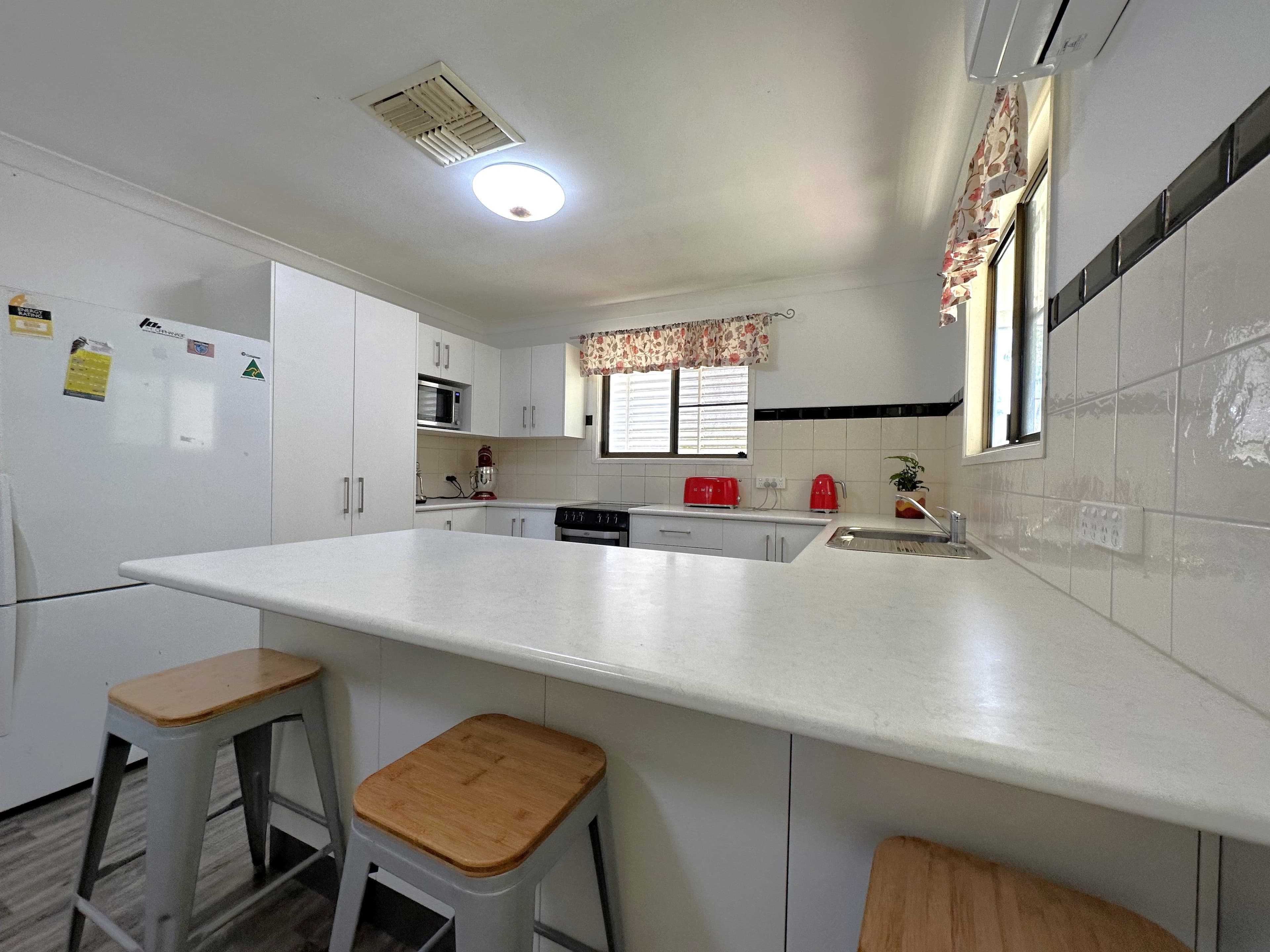 14 Coolibah Street, Barcaldine QLD 4725, Barcaldine - Thumbnail 4