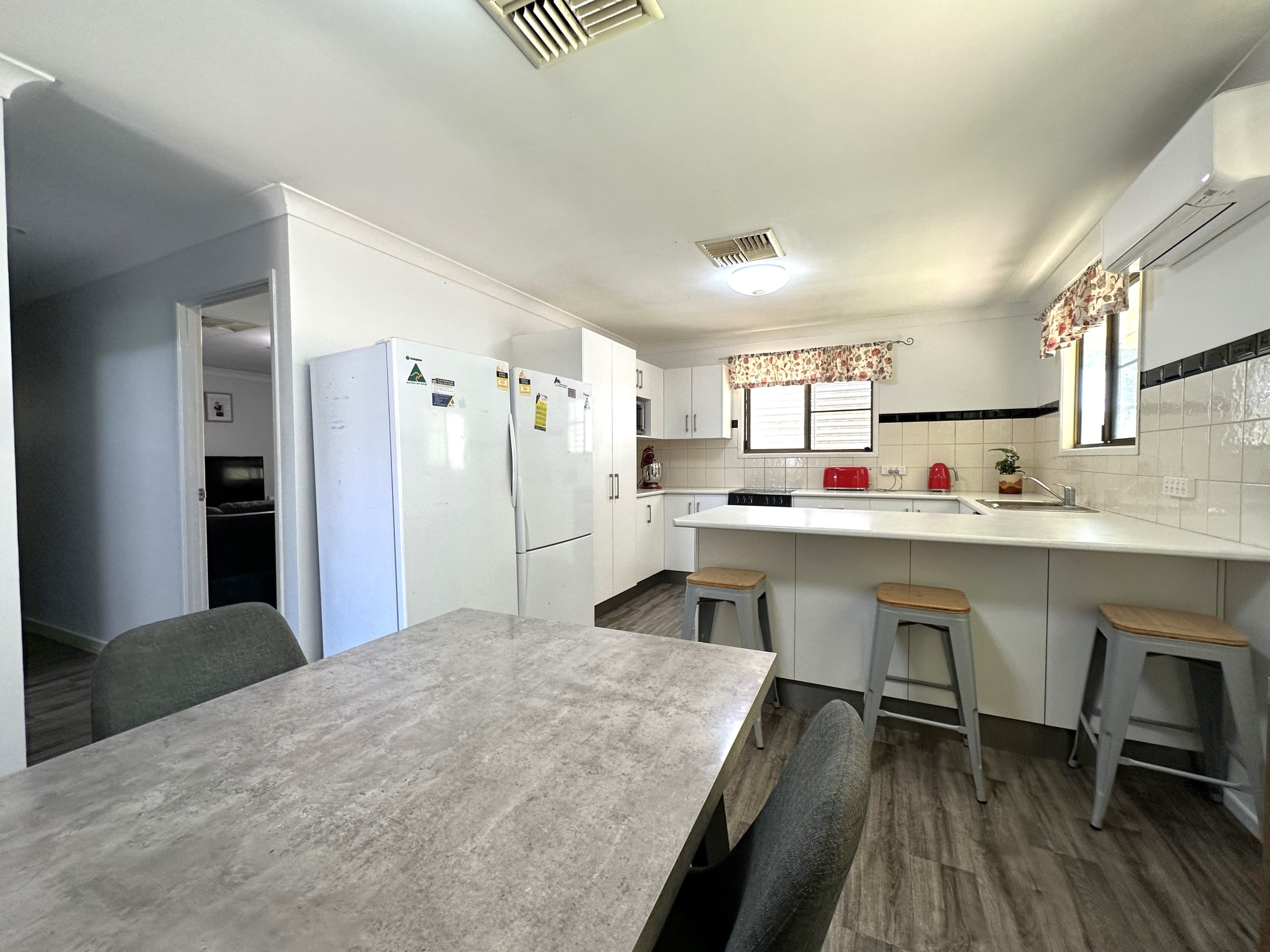 14 Coolibah Street, Barcaldine QLD 4725, Barcaldine - Thumbnail 6