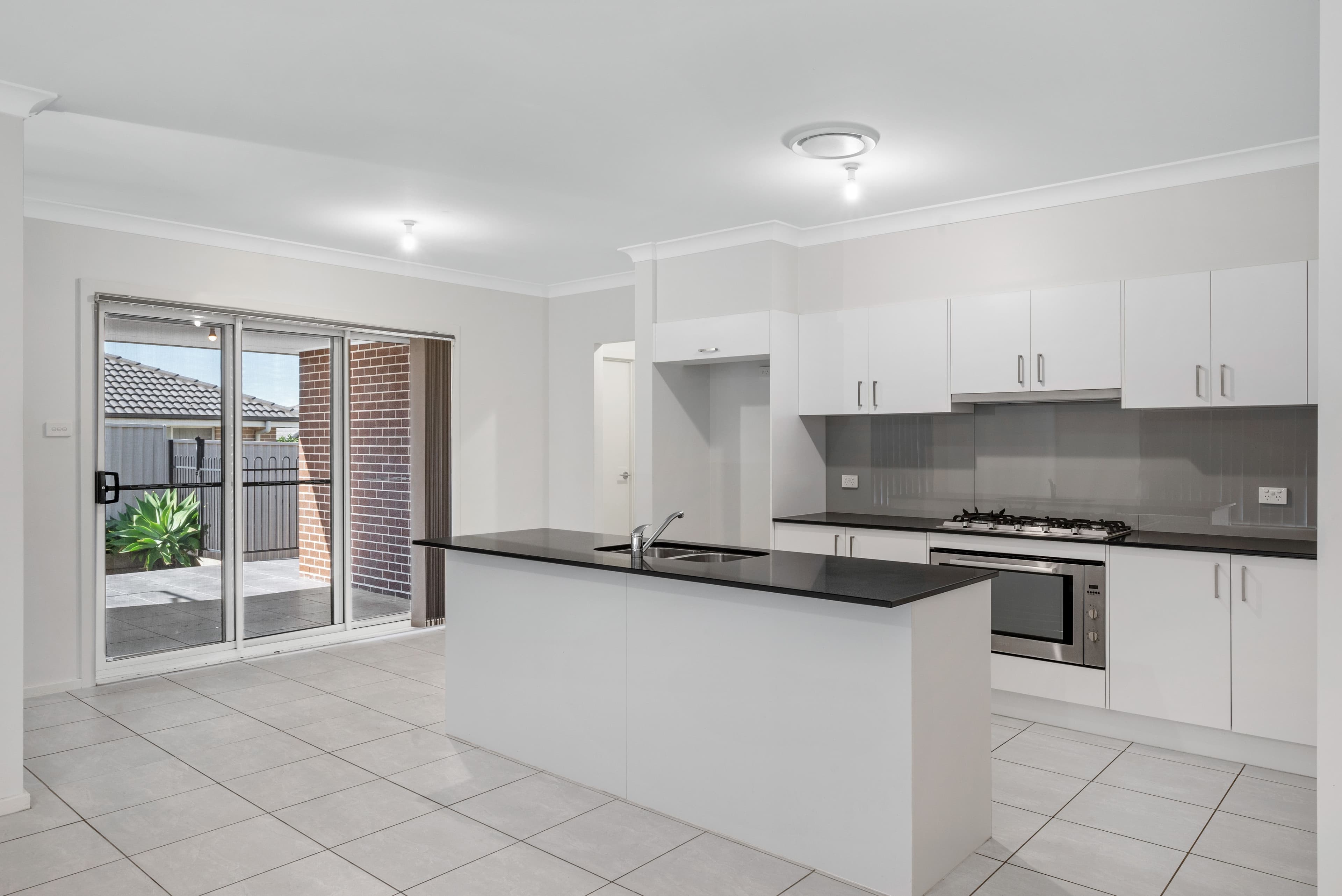 11 Geoghegan Circuit, Oran Park NSW 2570, Oran Park - Thumbnail 4