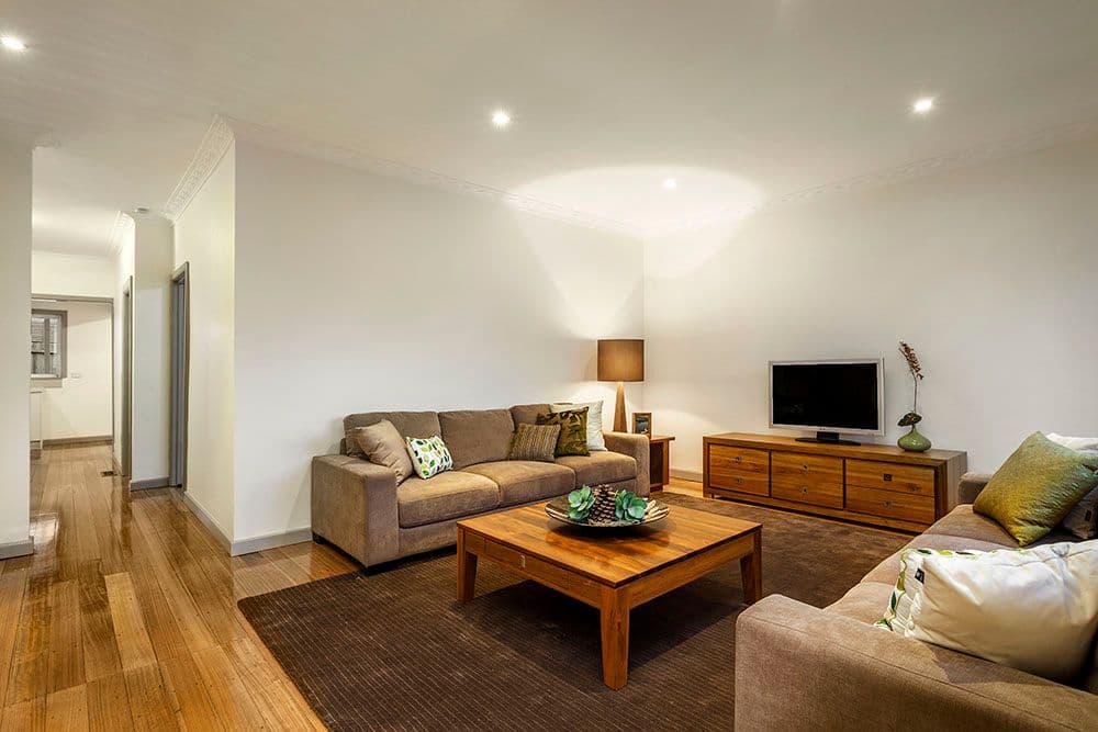 6 Milne Street, MITCHAM VIC 3132, Mitcham - Thumbnail 2