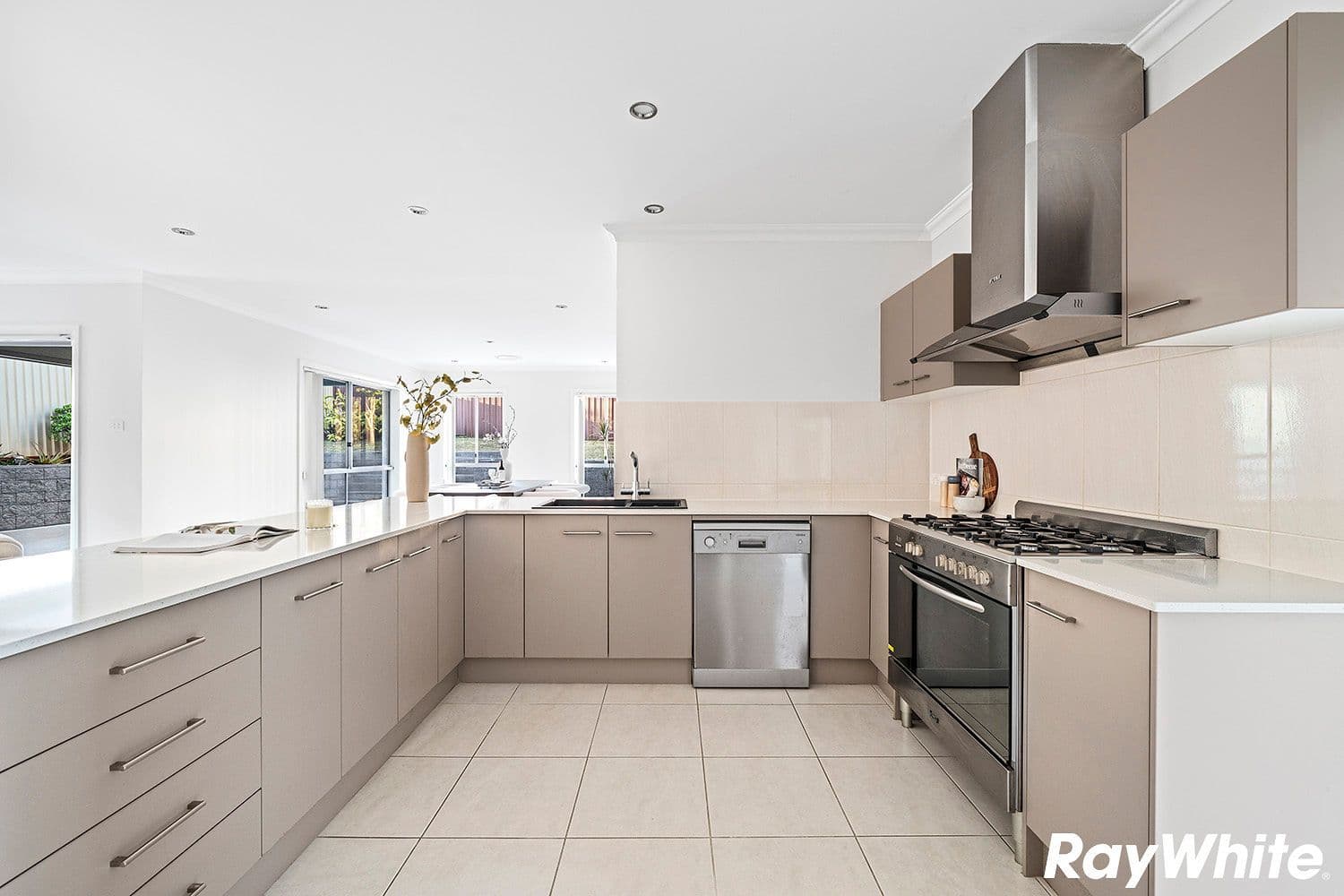 2 Bridge Avenue, Oak Flats, North Ryde - Thumbnail 6