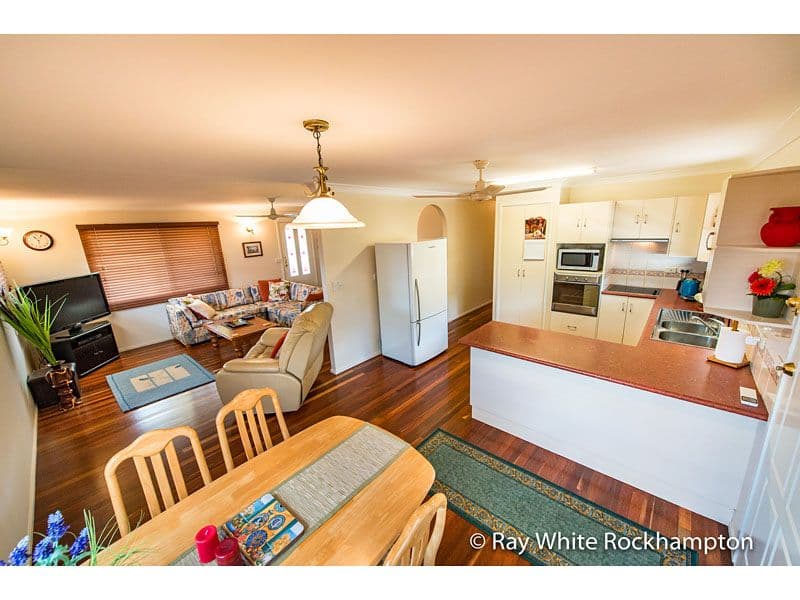 21 Capricorn Crescent, Norman Gardens QLD 4701, Norman Gardens - Thumbnail 8
