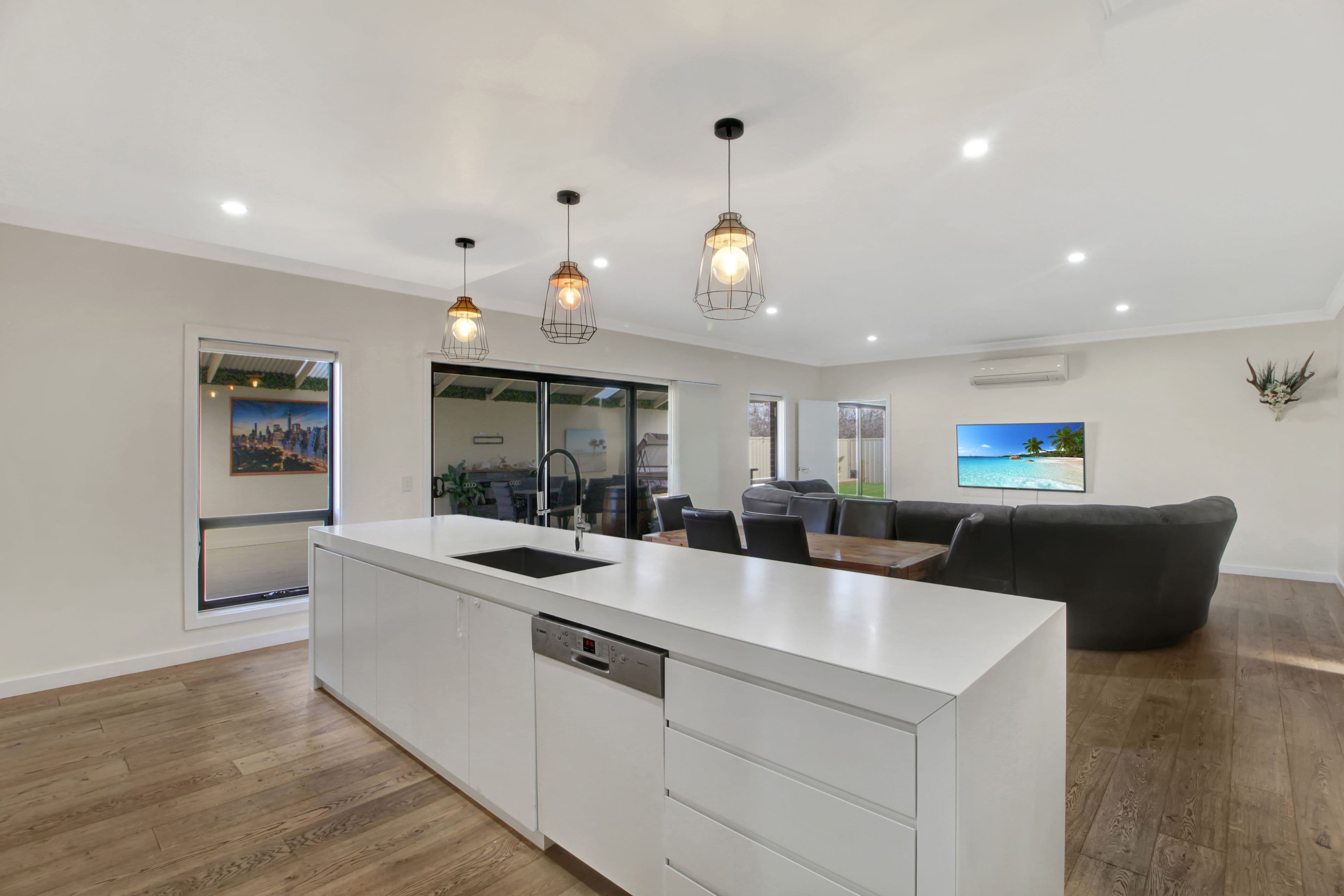 17 Barrington Street, Renmark SA 5341, Renmark - Thumbnail 3