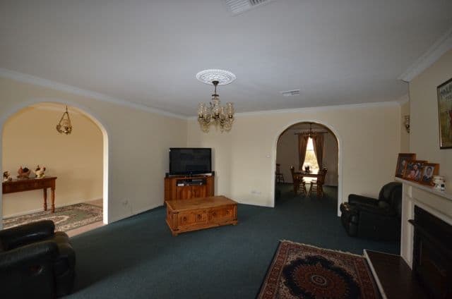 29 St Just Street, BURRA SA 5417, Burra - Thumbnail 2