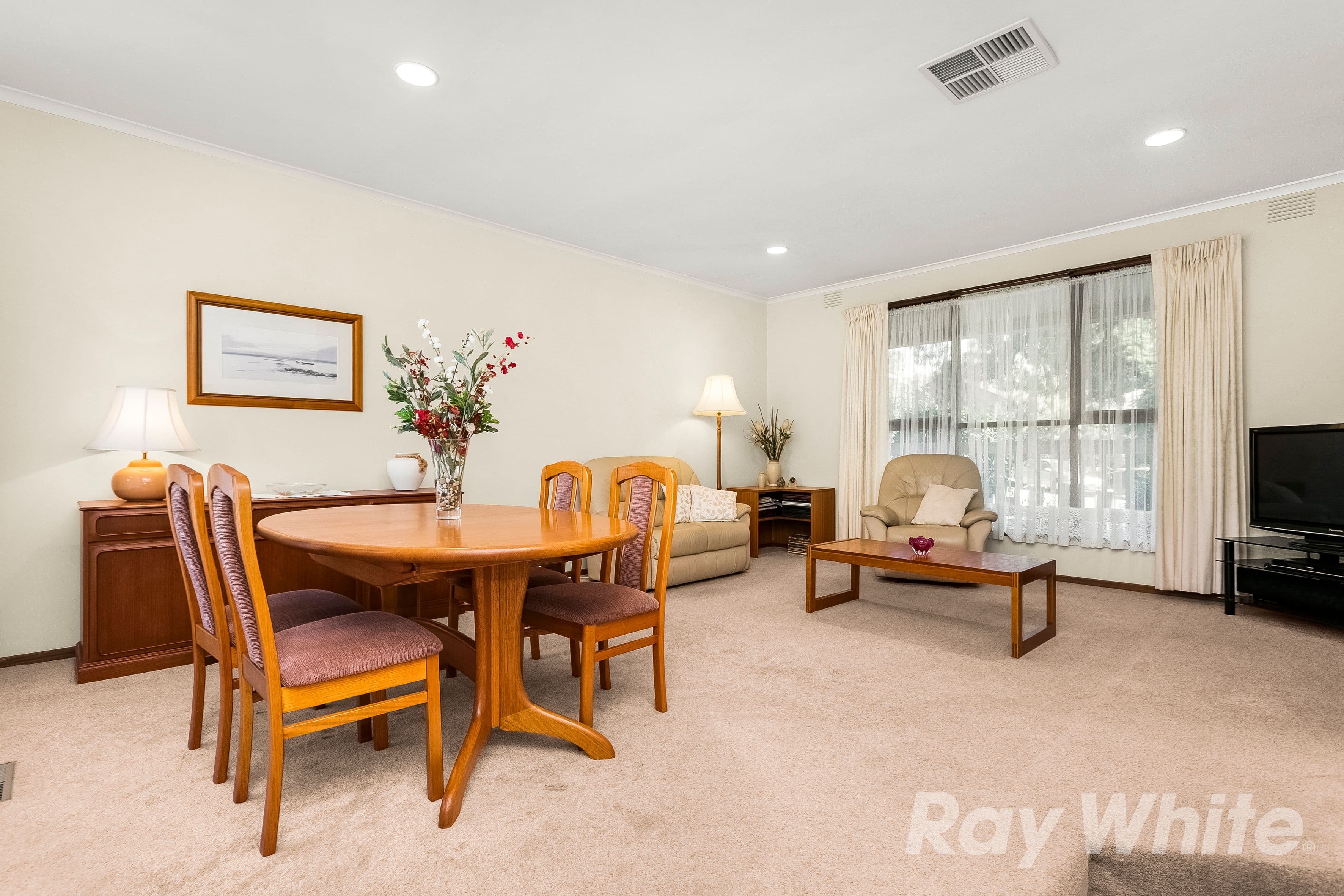4 Sundowner Court, Wheelers Hill VIC 3150, Wheelers Hill - Thumbnail 4