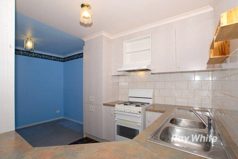 16 Cirai Crescent, CRANBOURNE VIC 3977, Cranbourne West - Thumbnail 2