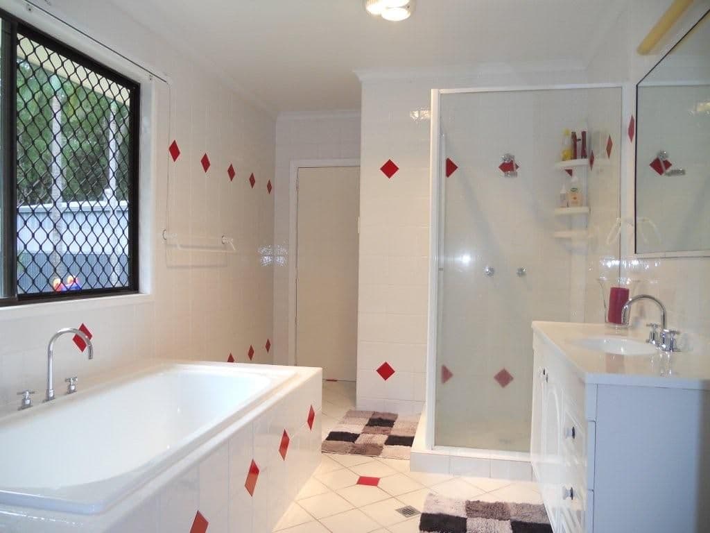 28  Barnfield Drive, ANDERGROVE QLD 4740, Andergrove - Thumbnail 6