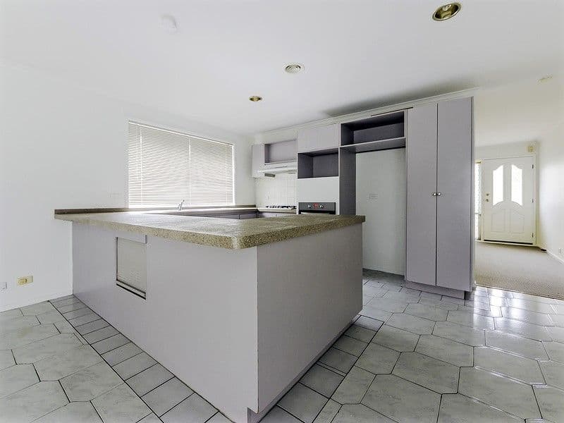 15 Golden Square Crescent, Hoppers Crossing VIC 3029, Hoppers Crossing - Thumbnail 4