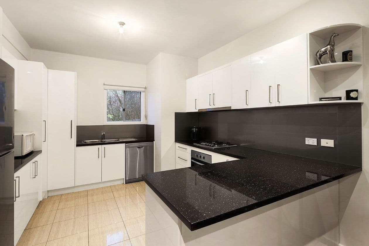 27 Sadie Street, MOUNT WAVERLEY VIC 3149, Mount Waverley - Thumbnail 3