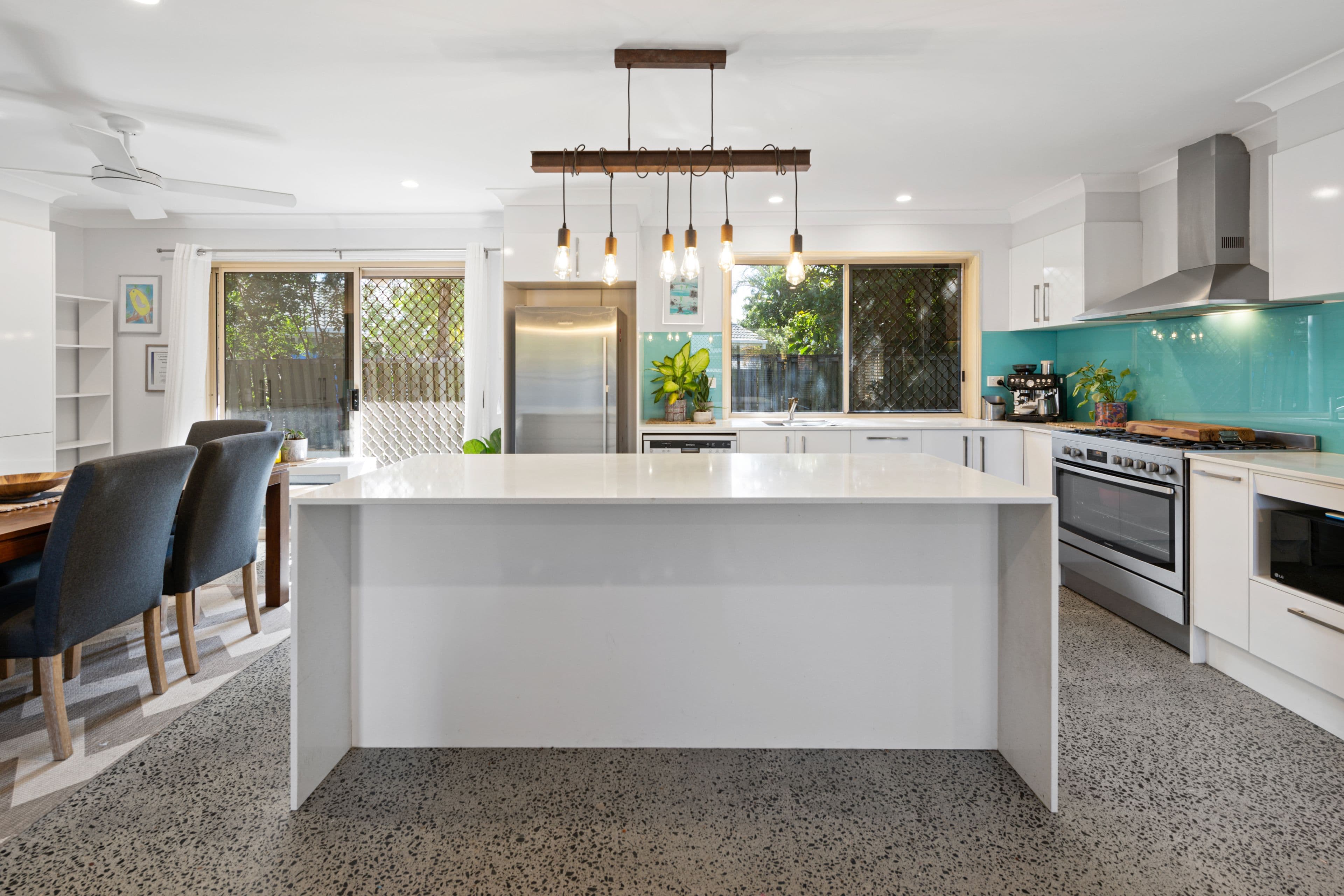 33 Galeen Drive, Burleigh Waters QLD 4220, Burleigh Waters - Image 1
