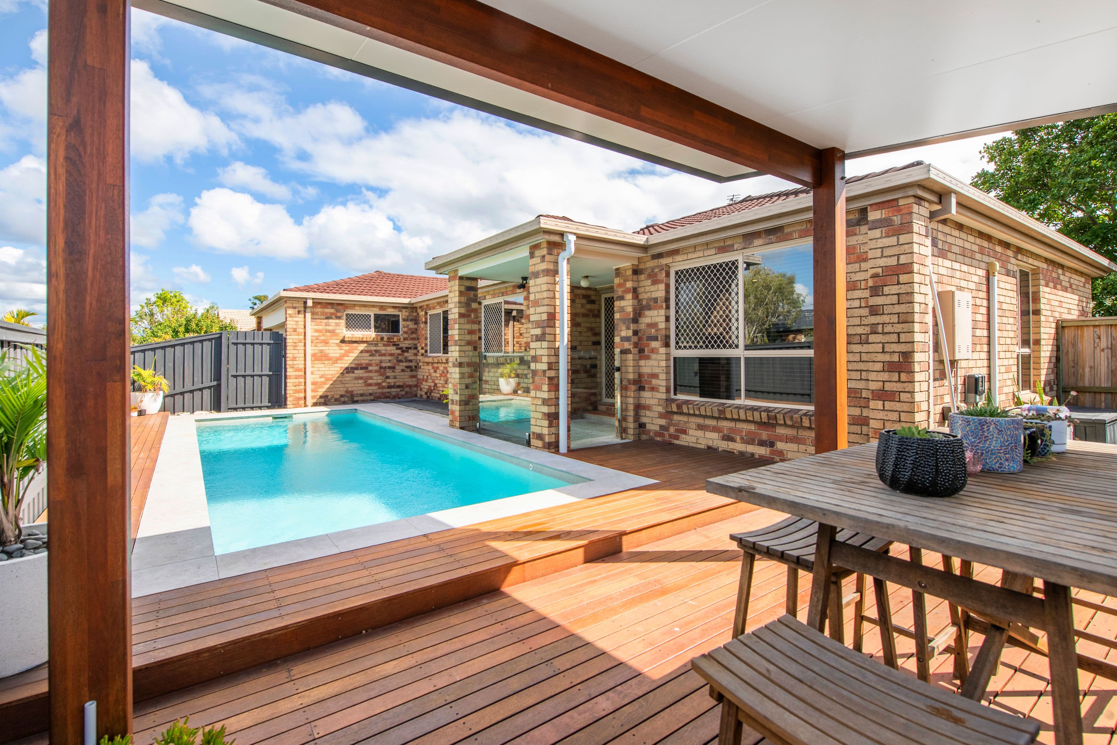 33 Galeen Drive, Burleigh Waters QLD 4220, Burleigh Waters - Thumbnail 2